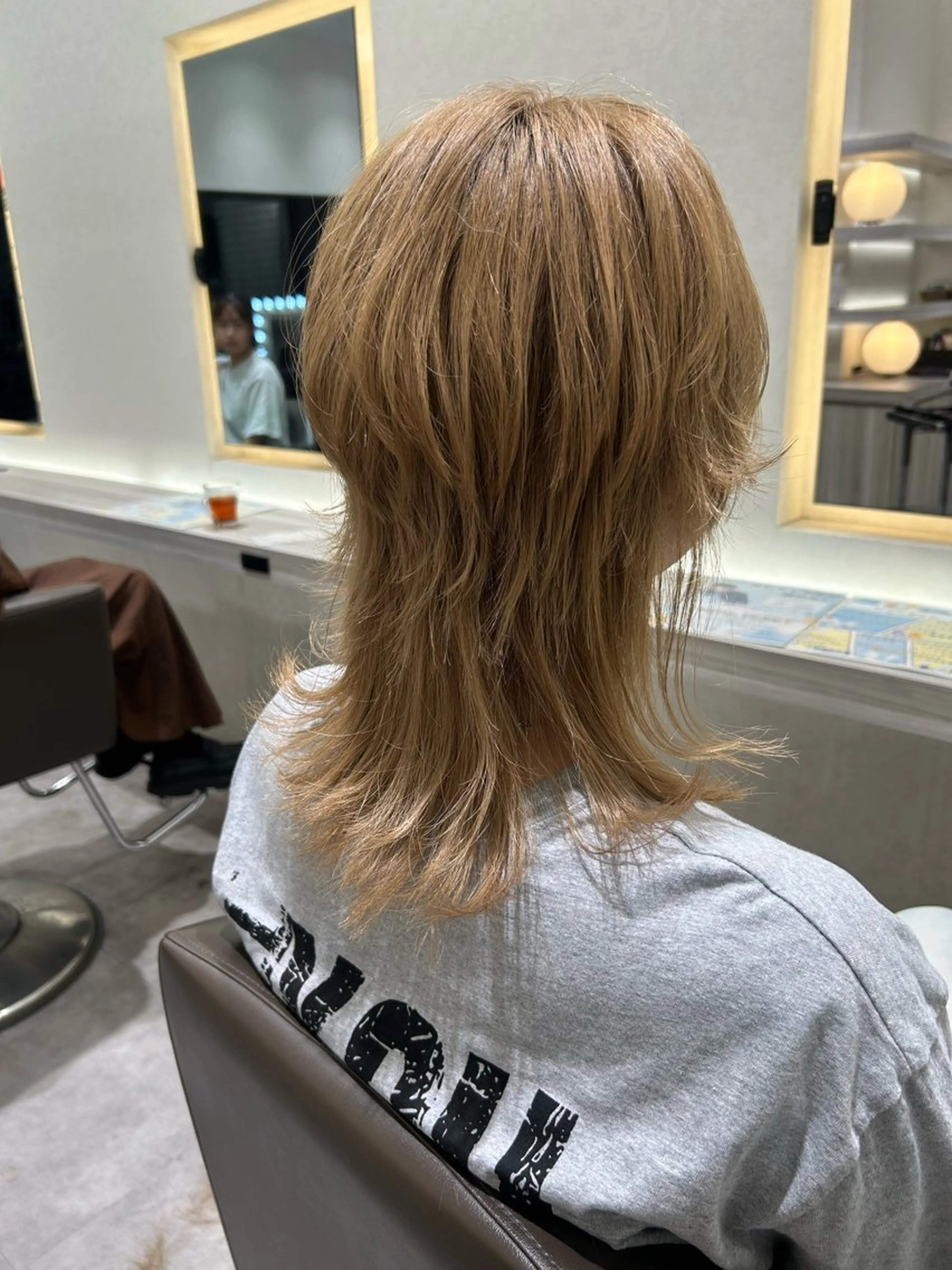 ミディアム 外ハネヘア ウルフカット 山口 祐美帆のヘアスタイル