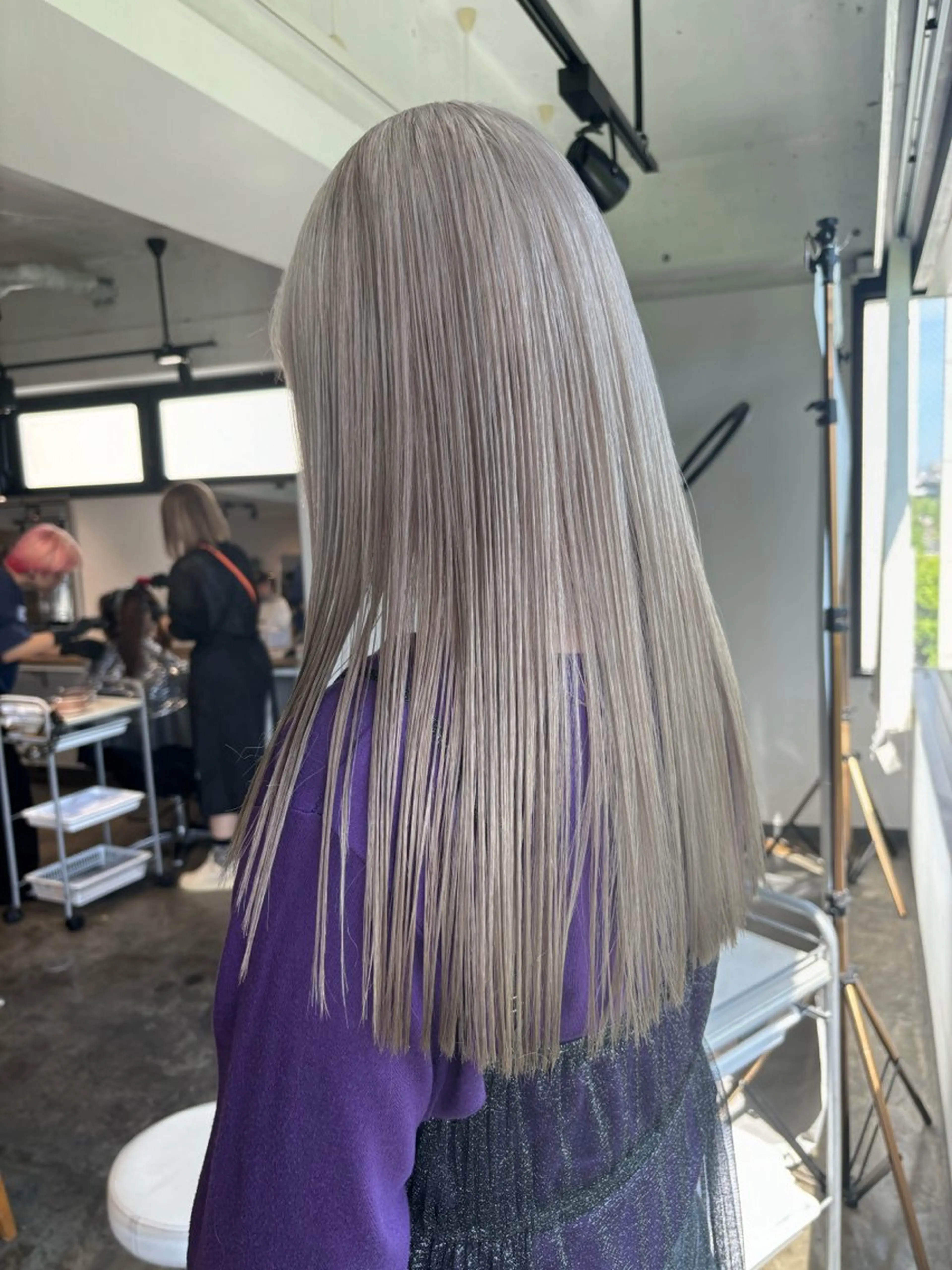 ロング カラー ブリーチ ケアブリーチ グレージュ ヘアカラー トリートメント 暖色カラー🍒 ケアブリーチ/akiのヘアスタイル