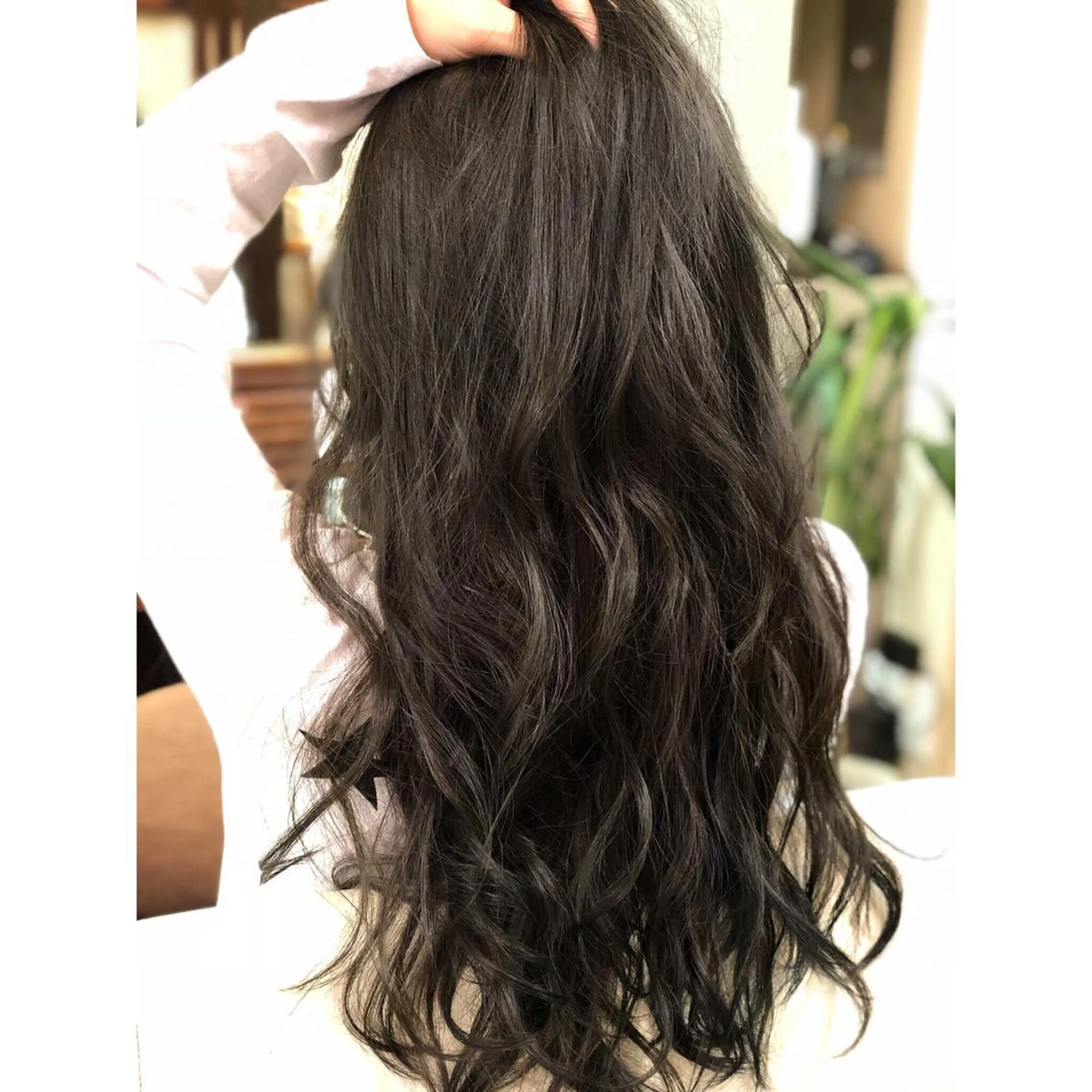 ロング カラー ベージュカラー グレージュ 外国人風カラー パーソナルカラー診断 できます　木曽　主博のヘアスタイル