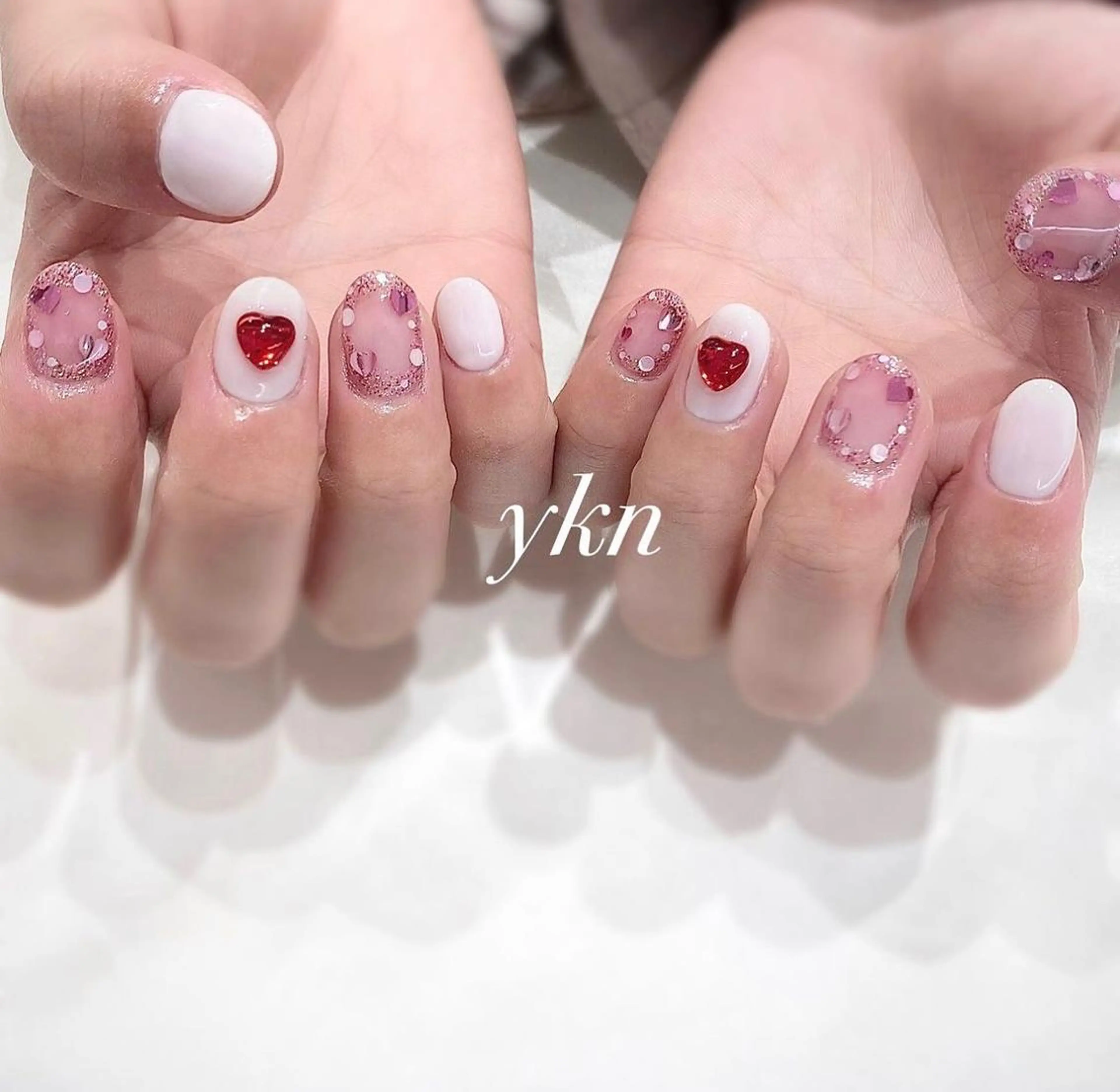 ネイル ハート ハンドネイル melMoon .のネイルデザイン