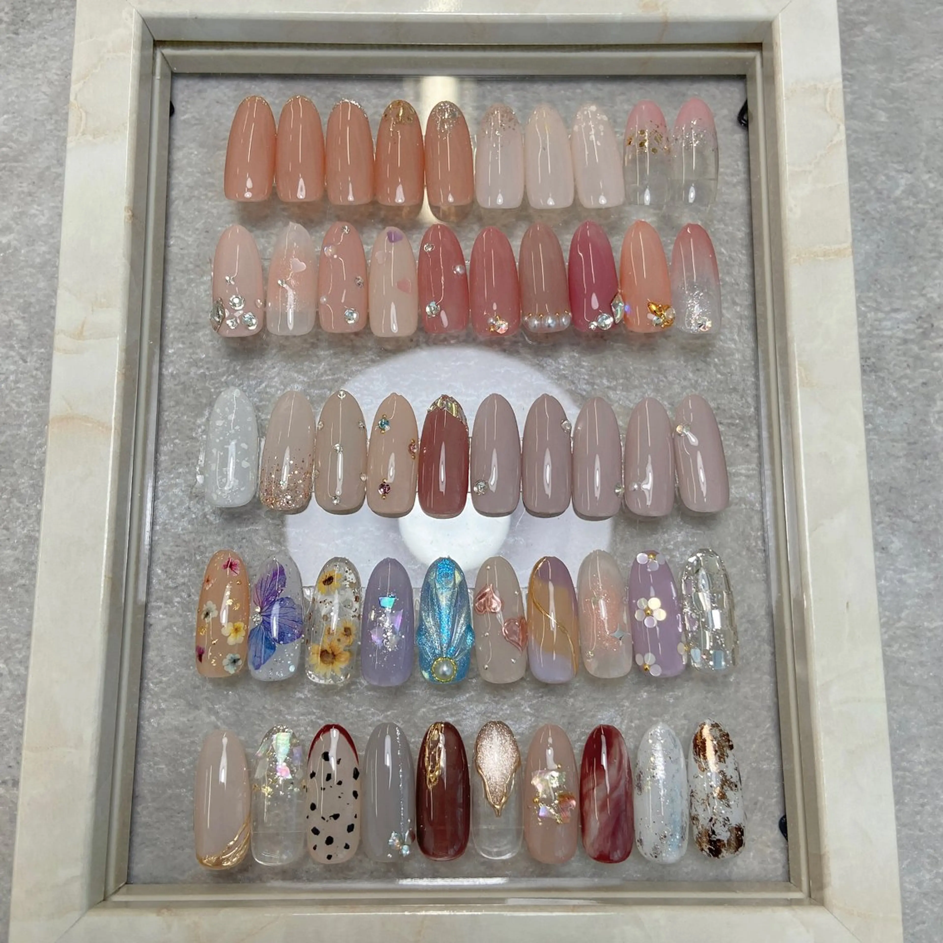 ネイル アートネイル オフィスネイル シンプルネイル ハンドネイル Ayane 🫧のネイルデザイン