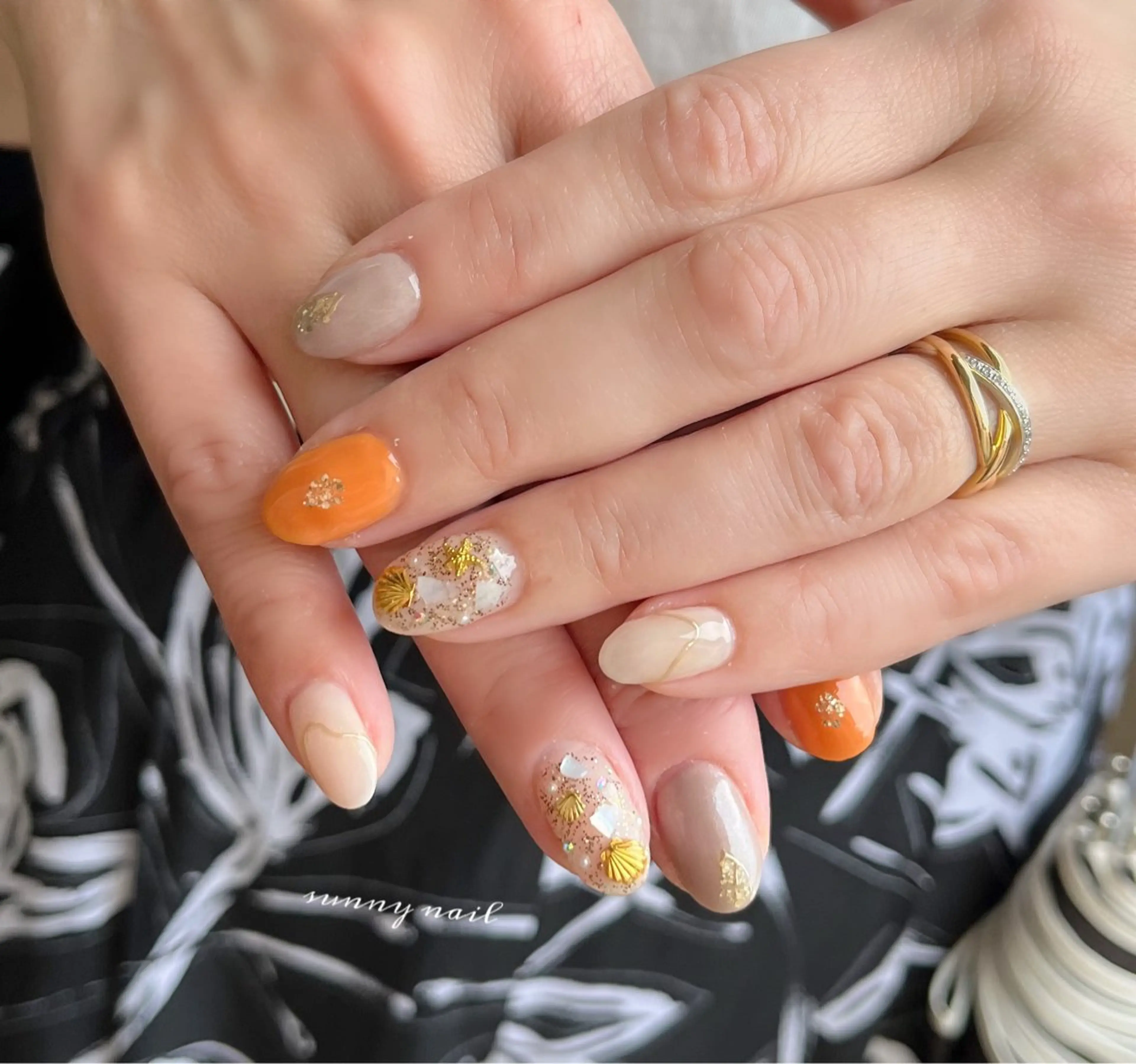 ネイル ジェルネイル ミラーネイル オレンジ パラジェル 夏ネイル sunny nailのネイルデザイン