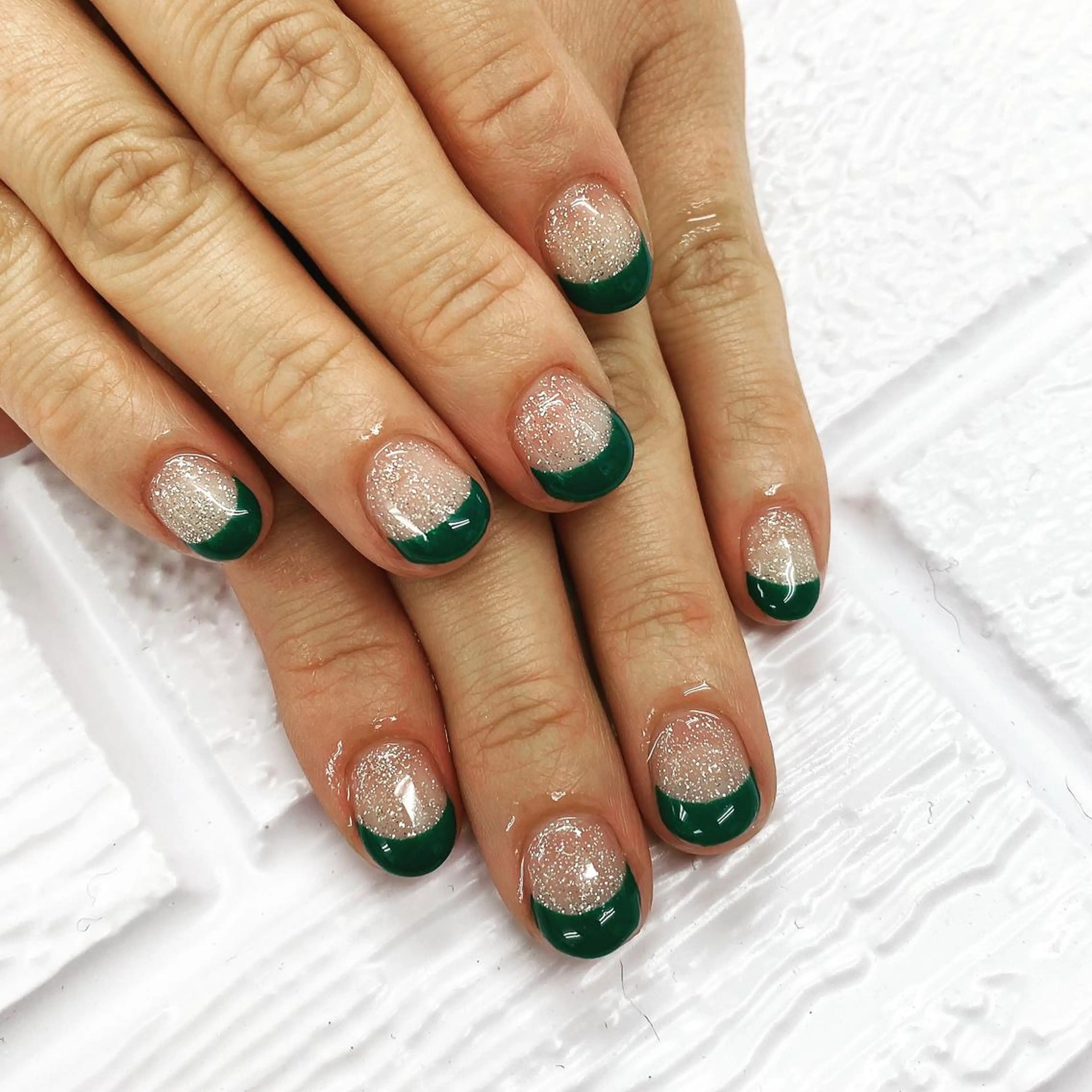 ネイル フレンチネイル ハンドネイル N._._.claw[エヌクロー]所属・N._._. clawのネイルデザイン