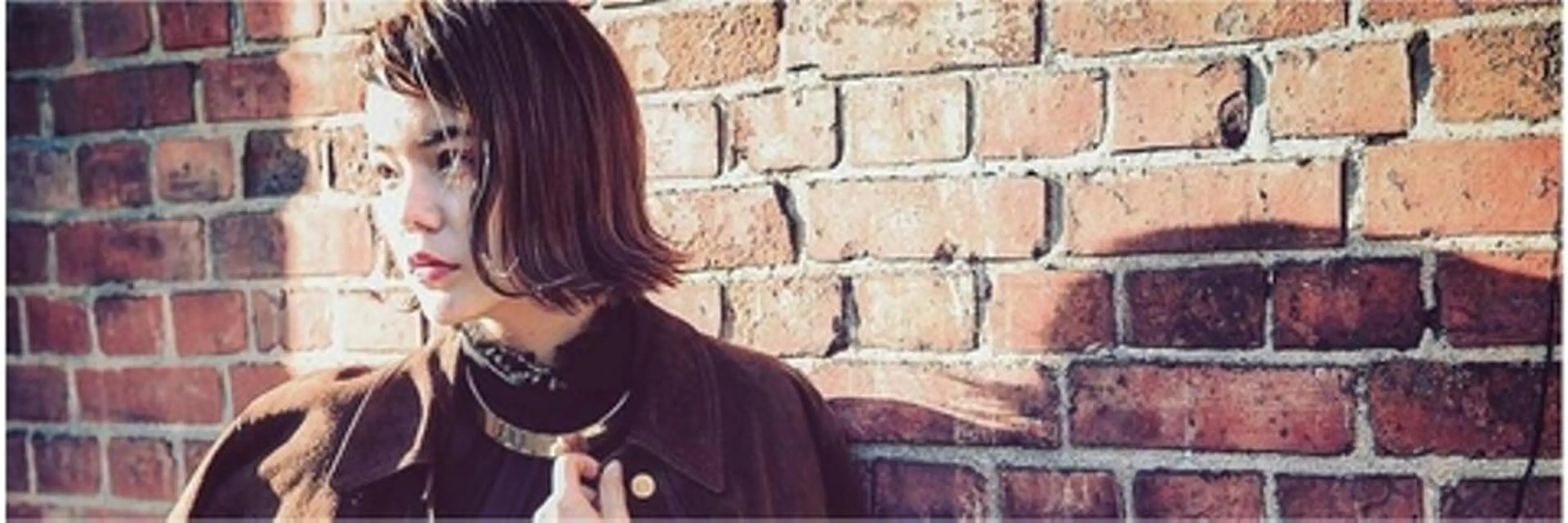 カラー 梅田ハイトーン チダ ヒナノのヘアスタイル