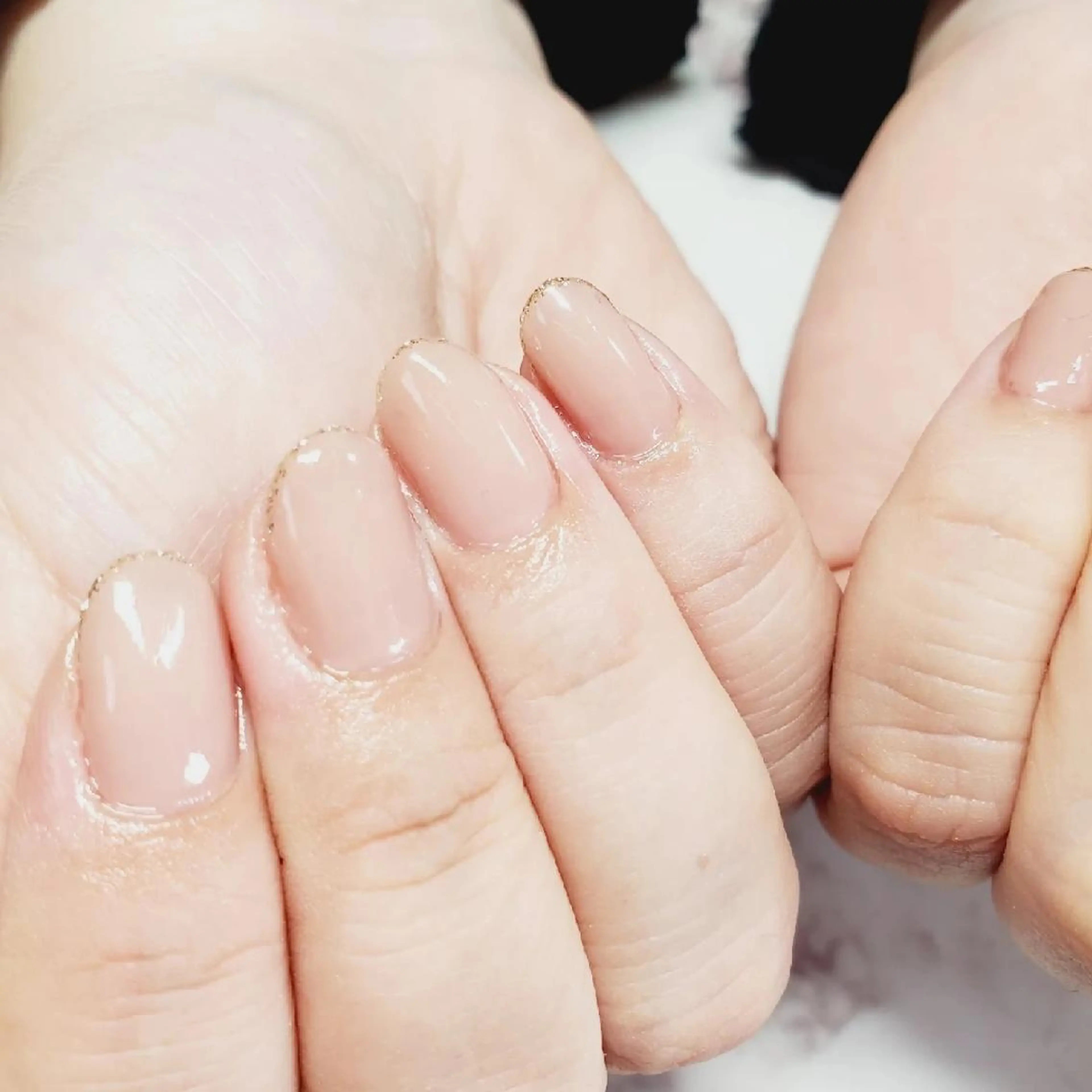 ネイル ゴールド ワンカラーネイル ハンドネイル ネイルサロンベルティ .ひとみのネイルデザイン