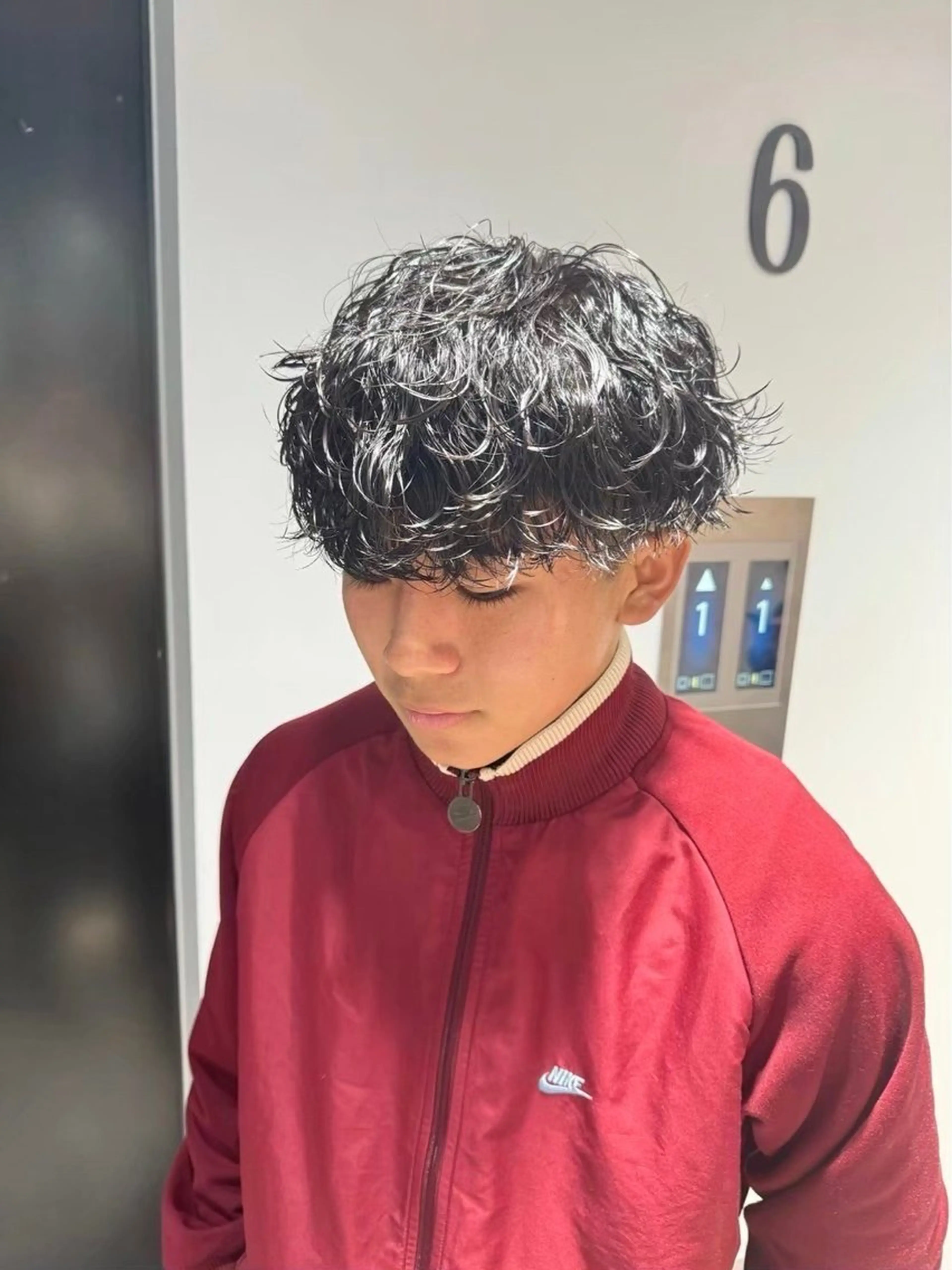 パーマ メンズ 女子ウケNo.1メン ズヘアー流行先端🌈のヘアスタイル