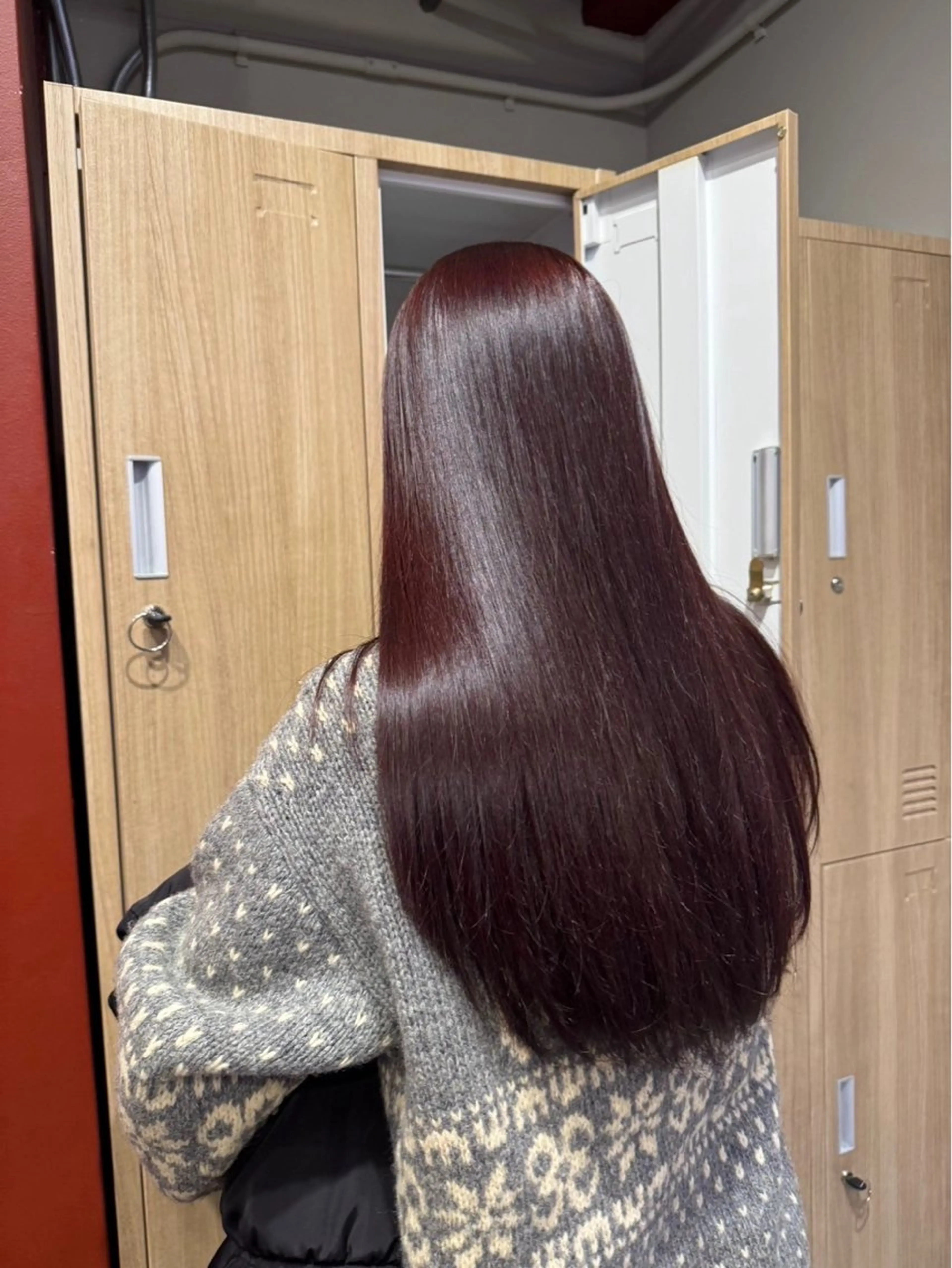 ロング LOREN＋透明感 オリーブhirokoのヘアスタイル