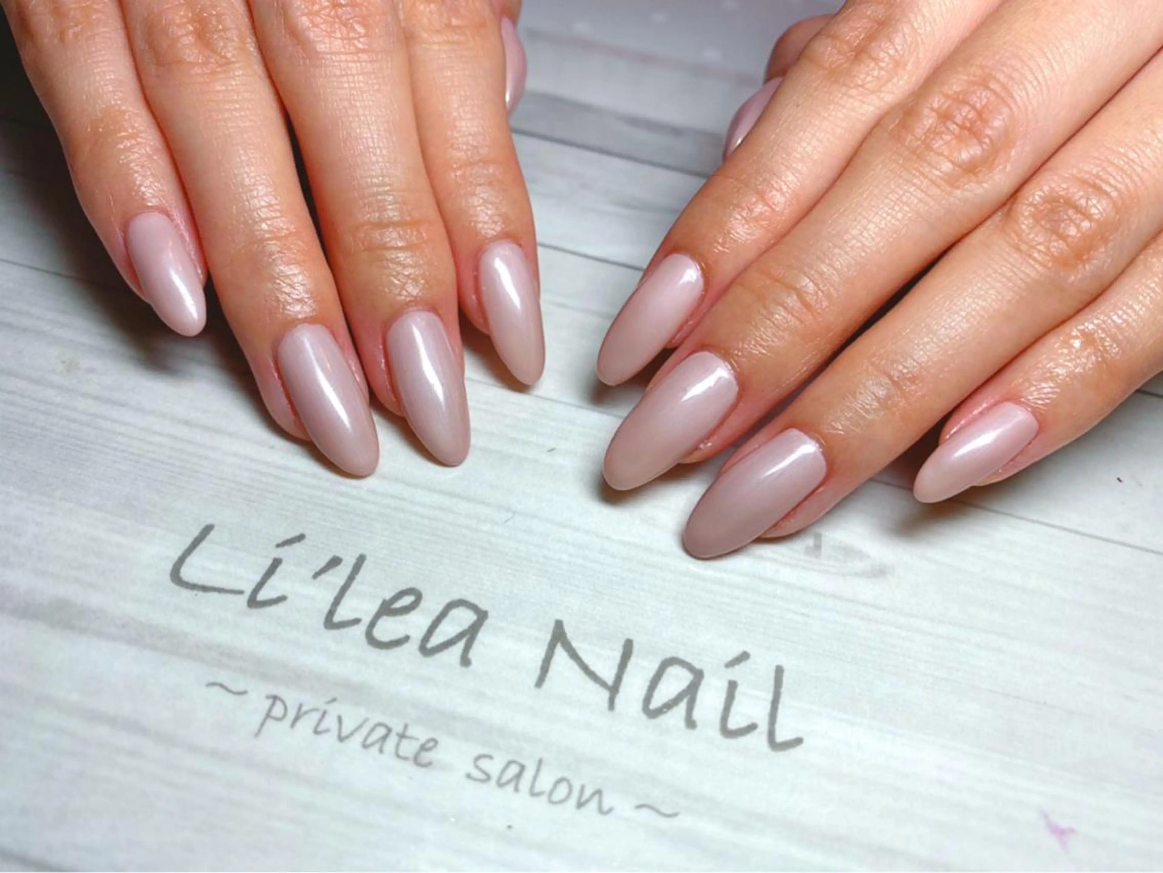 ネイル Li'leaNail AINAのネイルデザイン