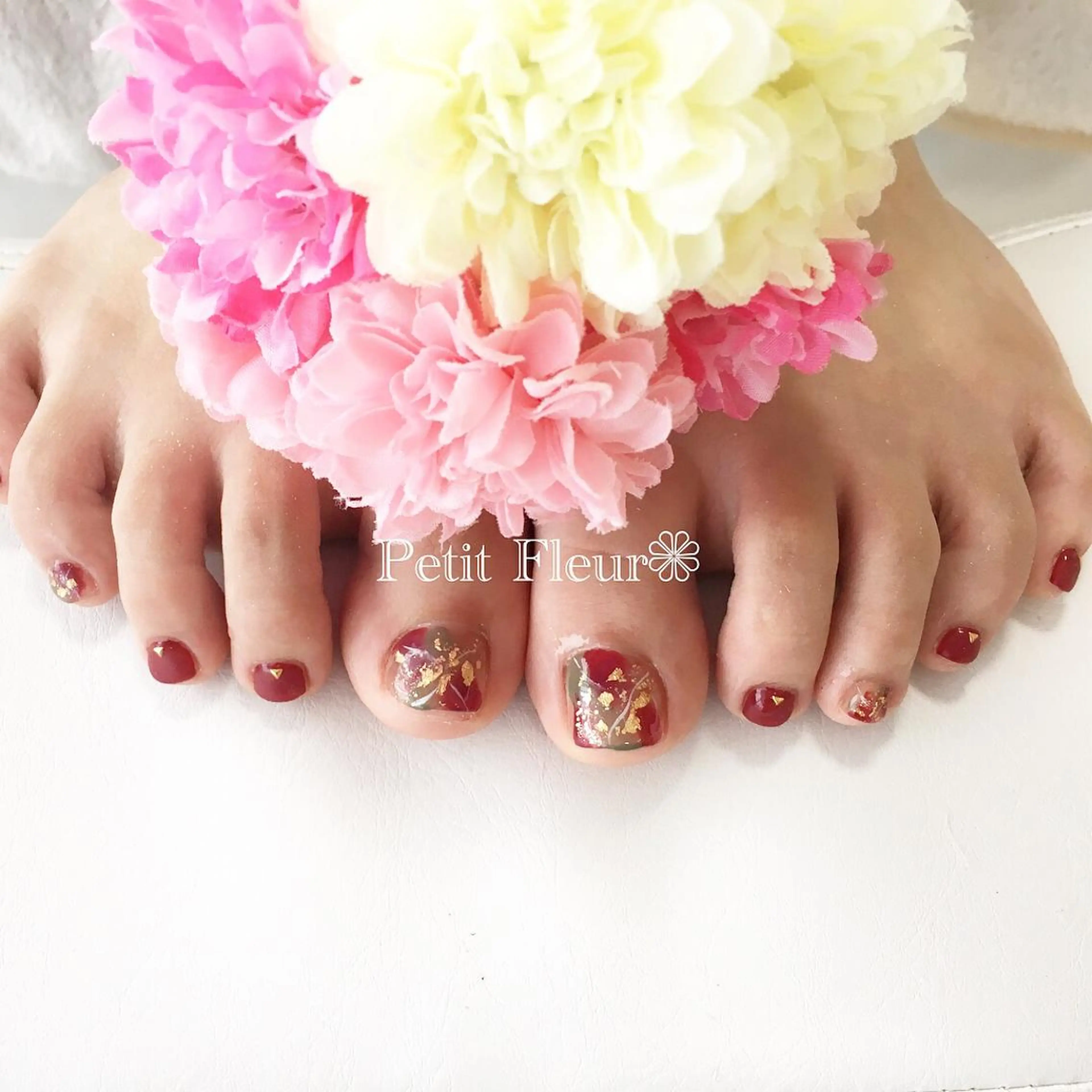 ネイル ボルドー マットネイル ニュアンスネイル Petit Fleur所属・青柳 亜梨奈のマツエク・マツパデザイン