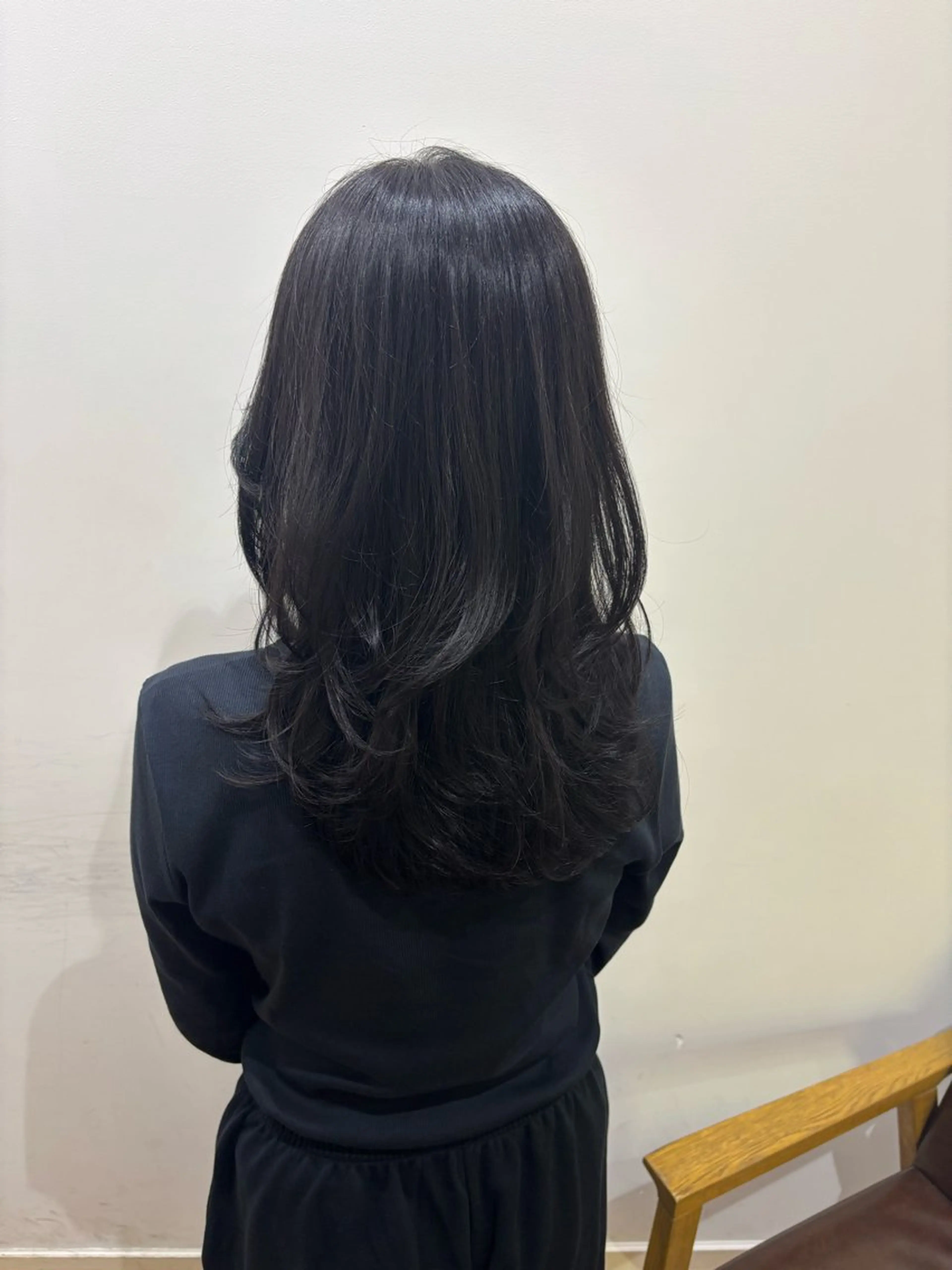 ミディアム 外国人風カラー ハイレイヤー レイヤーカット カット トリートメント 韓国ヘア sasugaのヘアスタイル