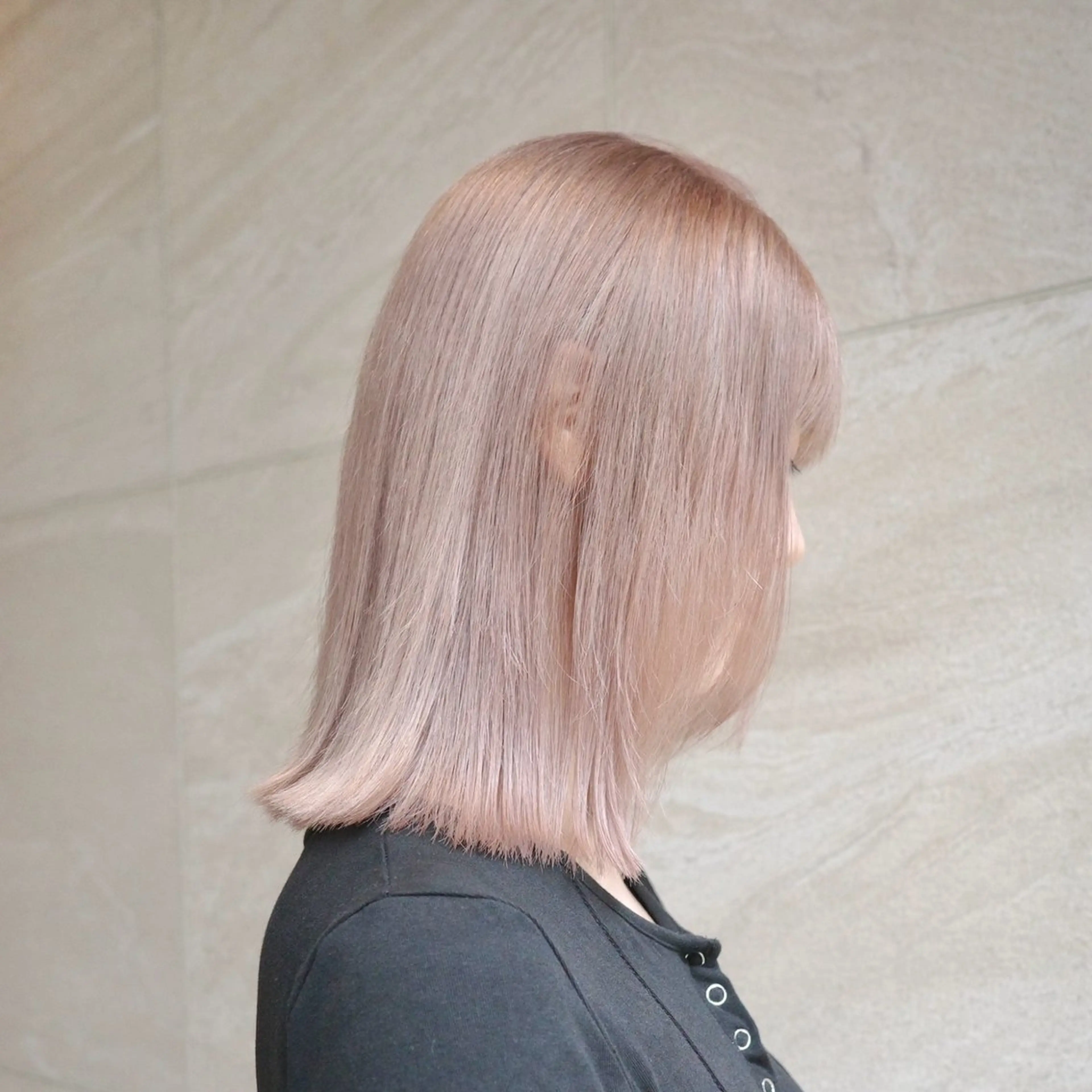 ミディアム カラー Hair & make Lamp所属・梅田のブリーチ特化 美容師KAI🥰のヘアスタイル