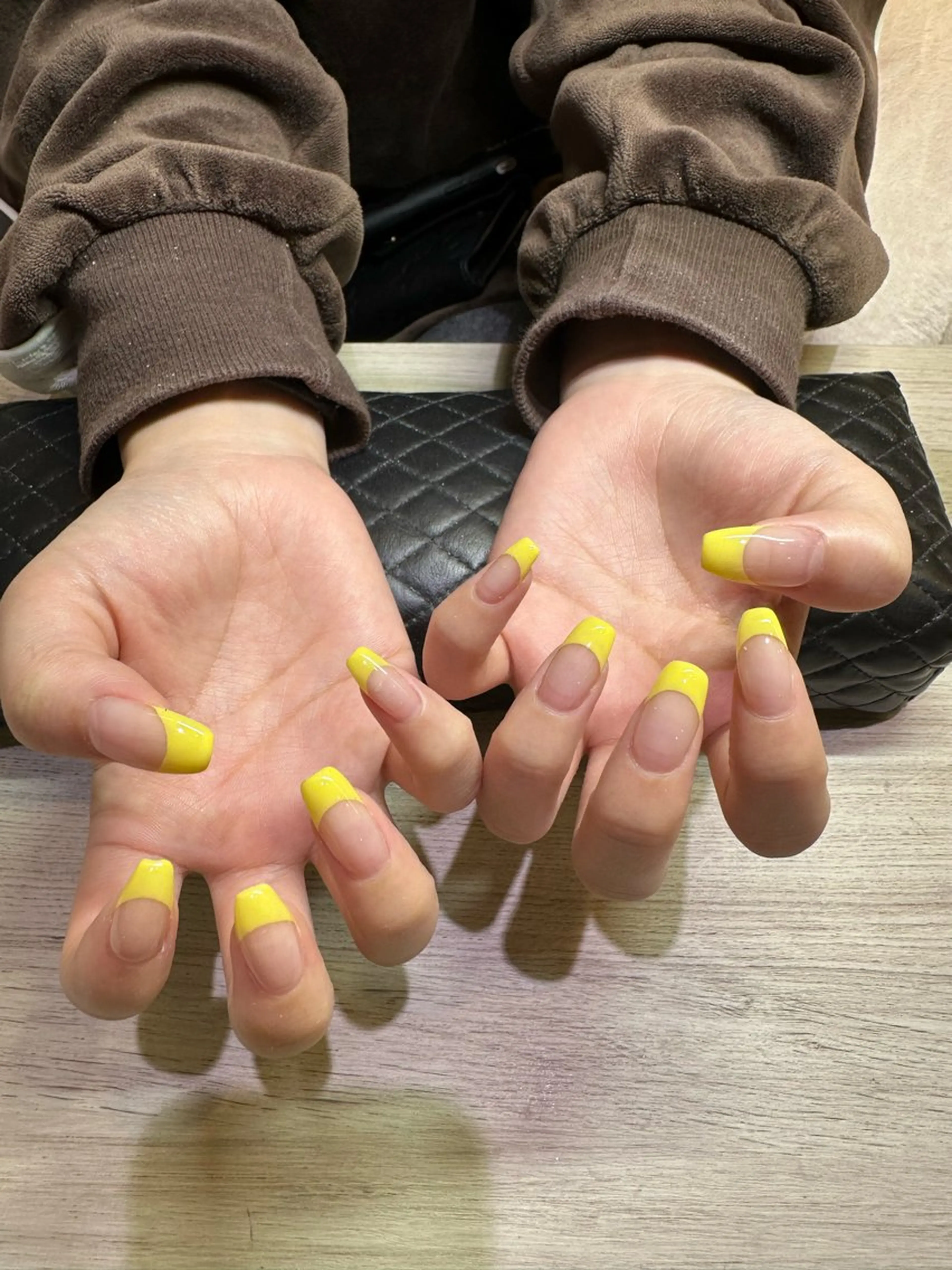 ネイル ハンドネイル Ardevivre東金沢所属・ほりかわ あかりのネイルデザイン