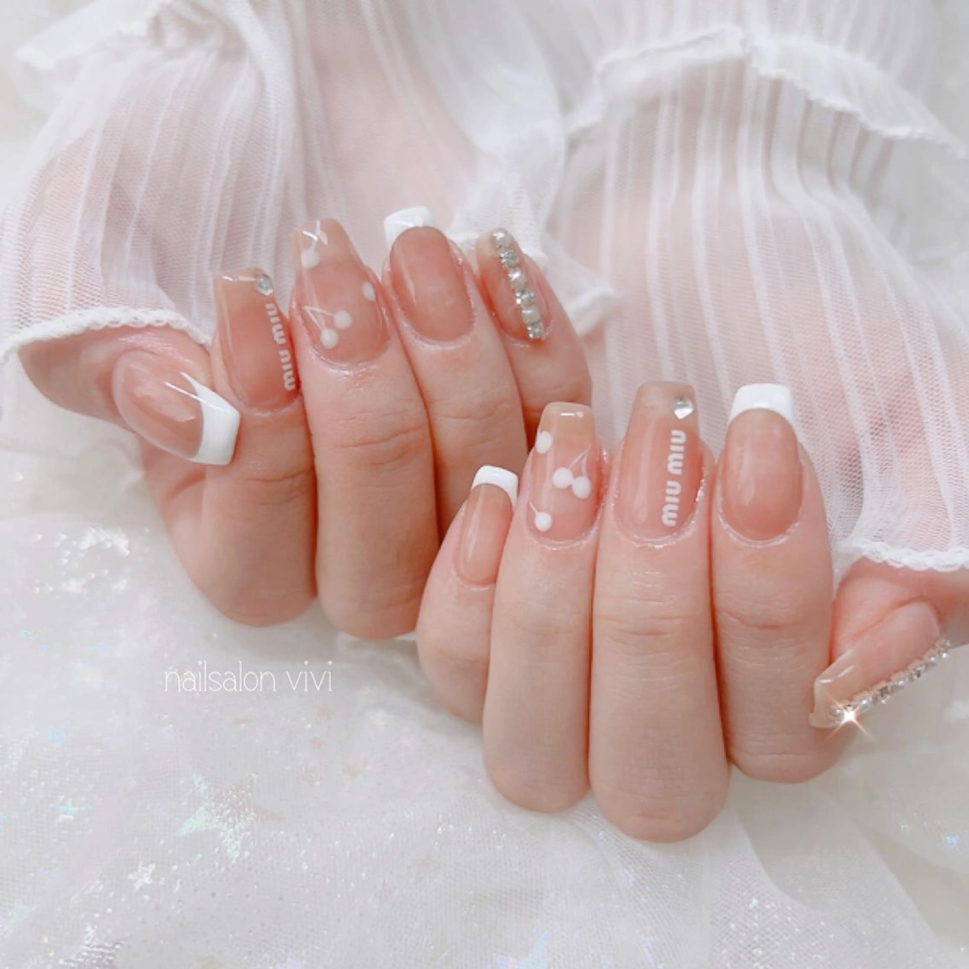 ネイル ＶＩＶＩ nailsalonのネイルデザイン