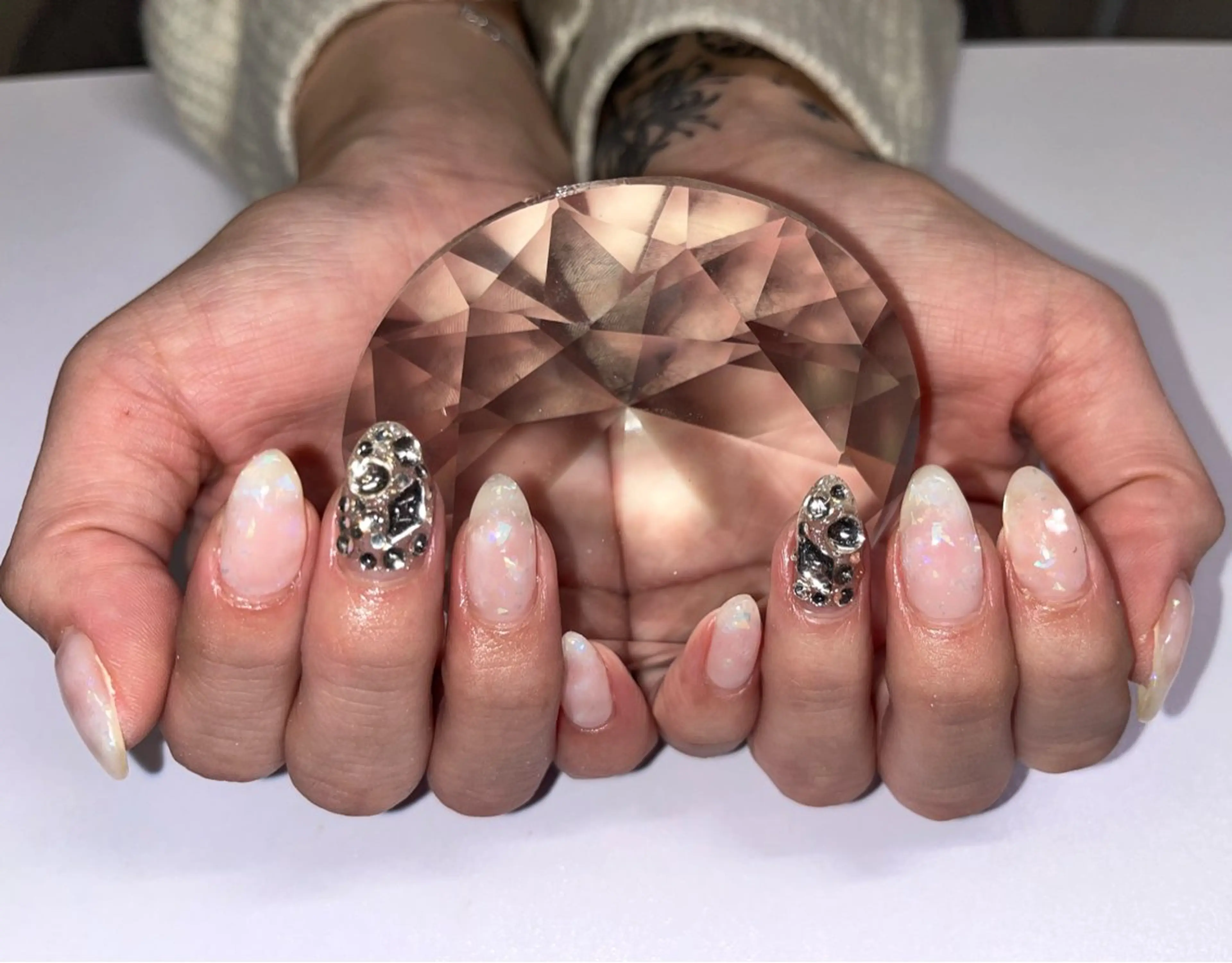 ネイル ニュアンスネイル オフィスネイル ワンカラーネイル シンプルネイル 春ネイル ハンドネイル プライベートサロン N's Nailのネイルデザイン