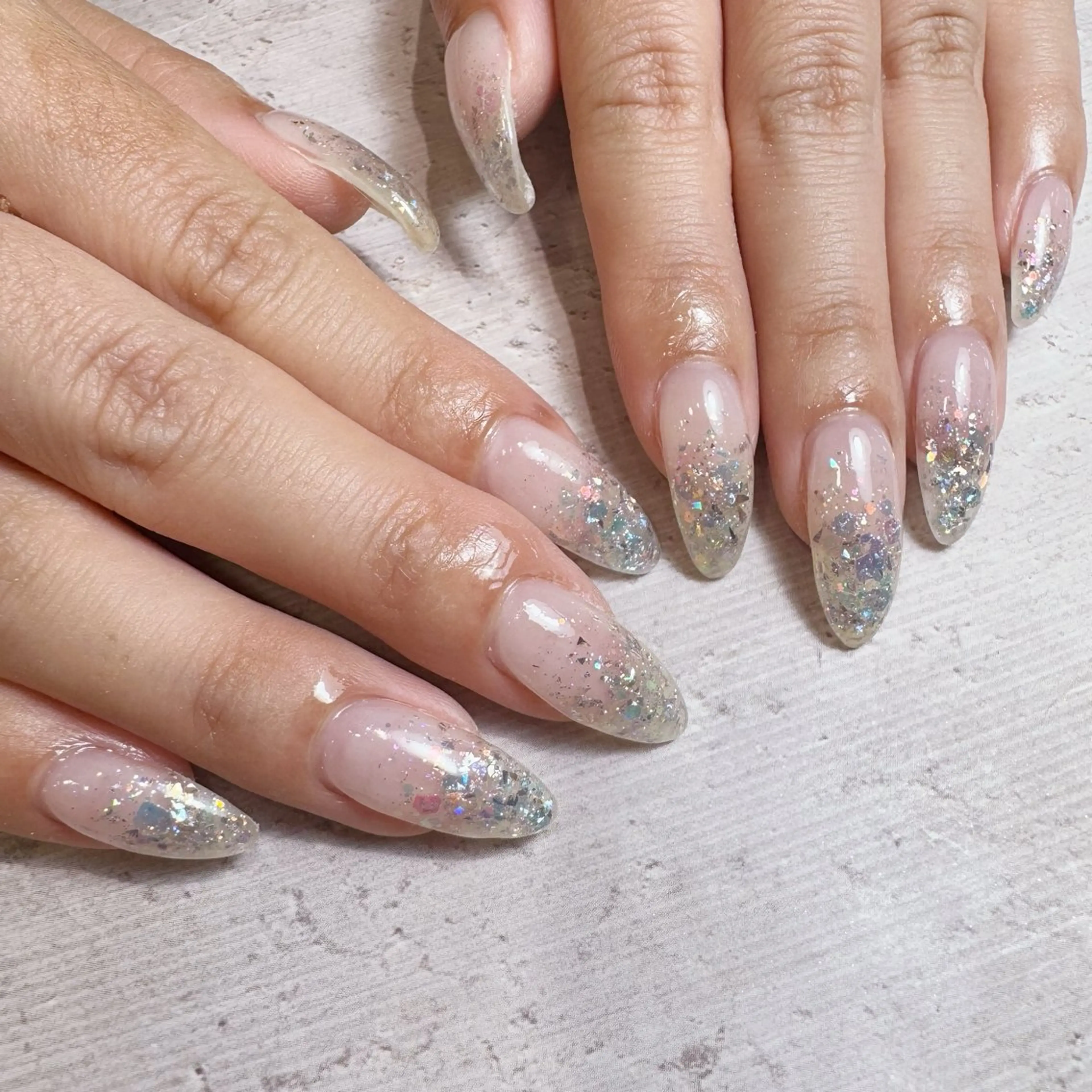 ラメグラデーションネイル　　　　　　　　　　　　オフなしの写真