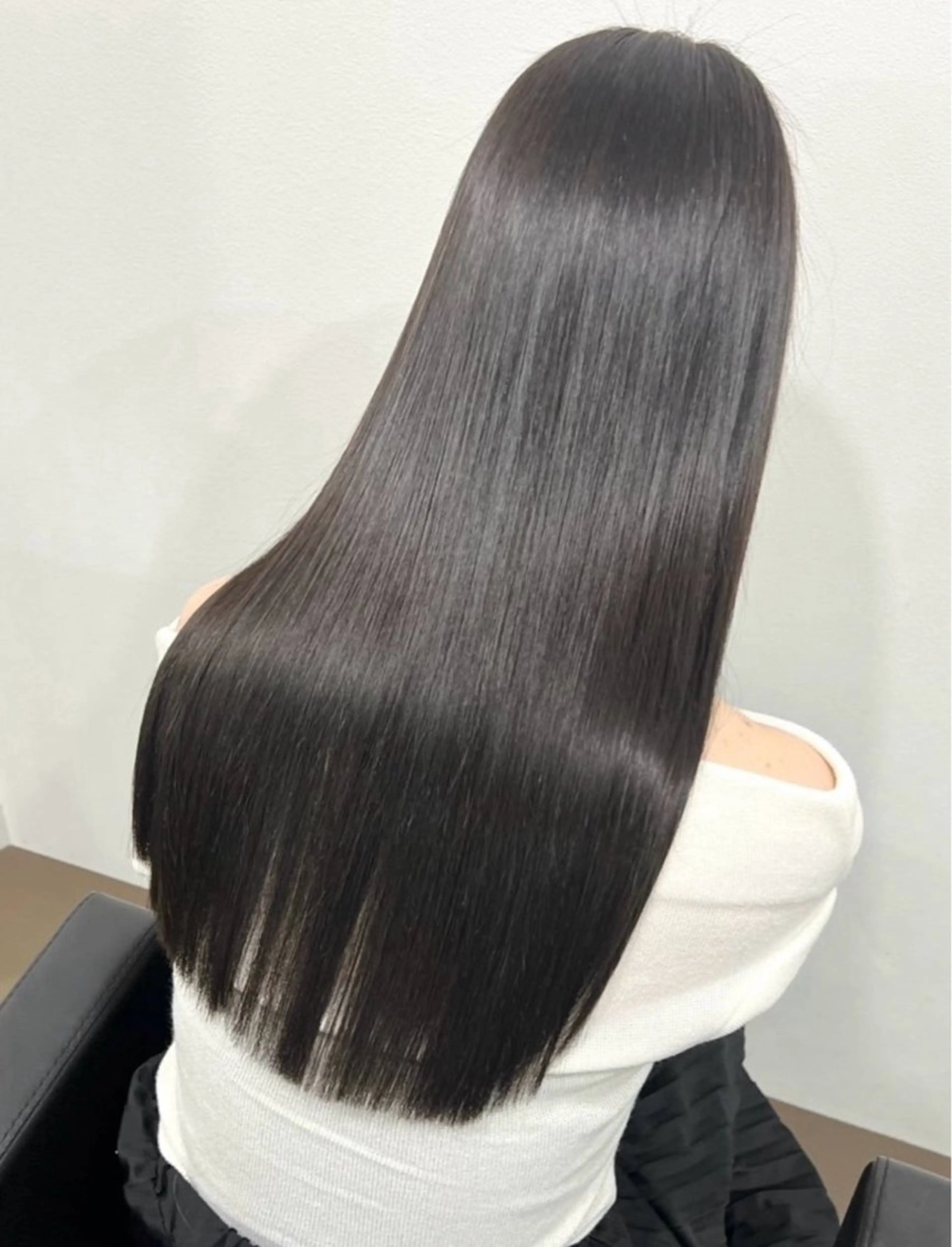 カラー ioe 堤 優衣のヘアスタイル