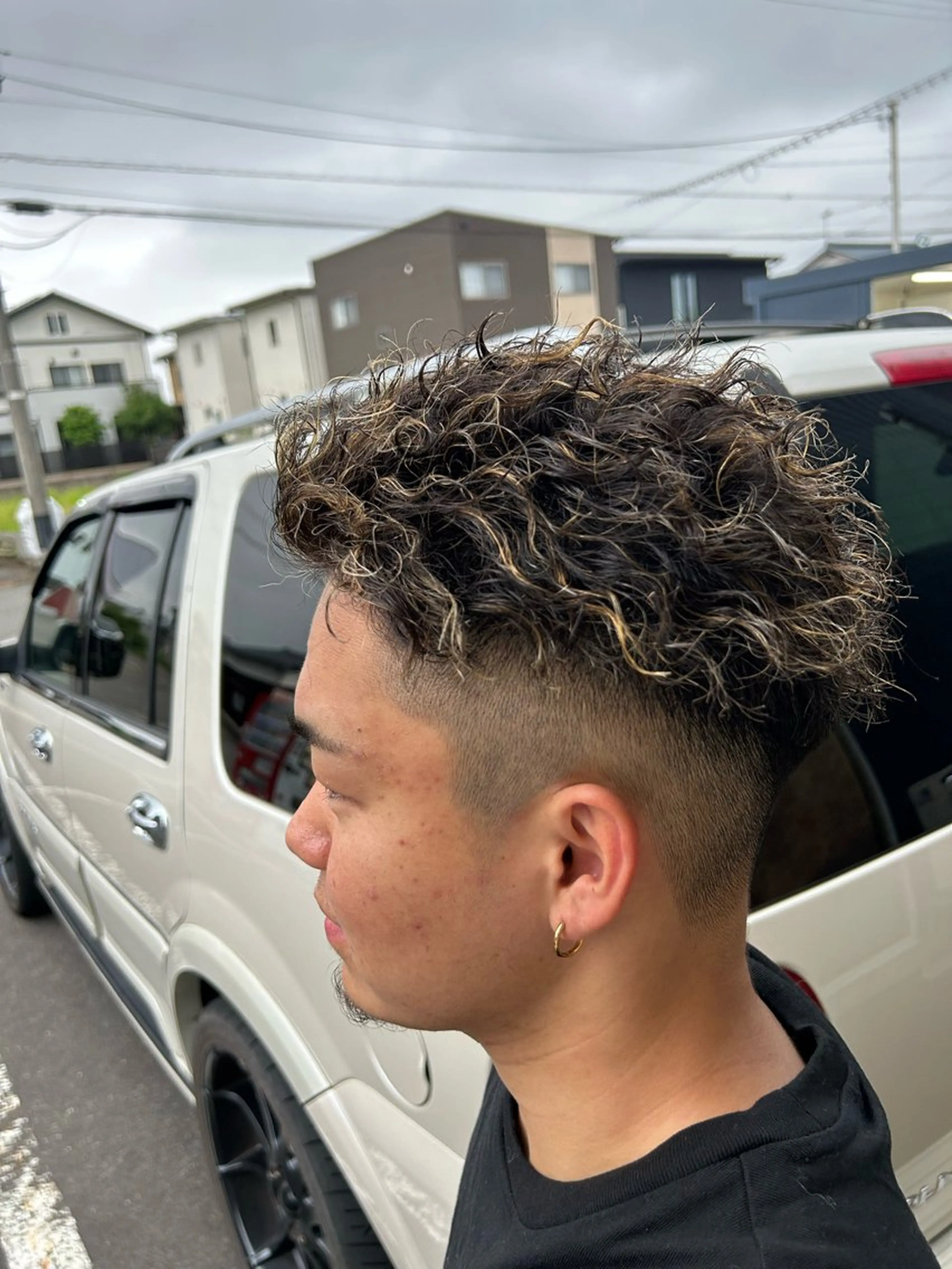 ツイスト、スパイラル、波巻などメンズの写真