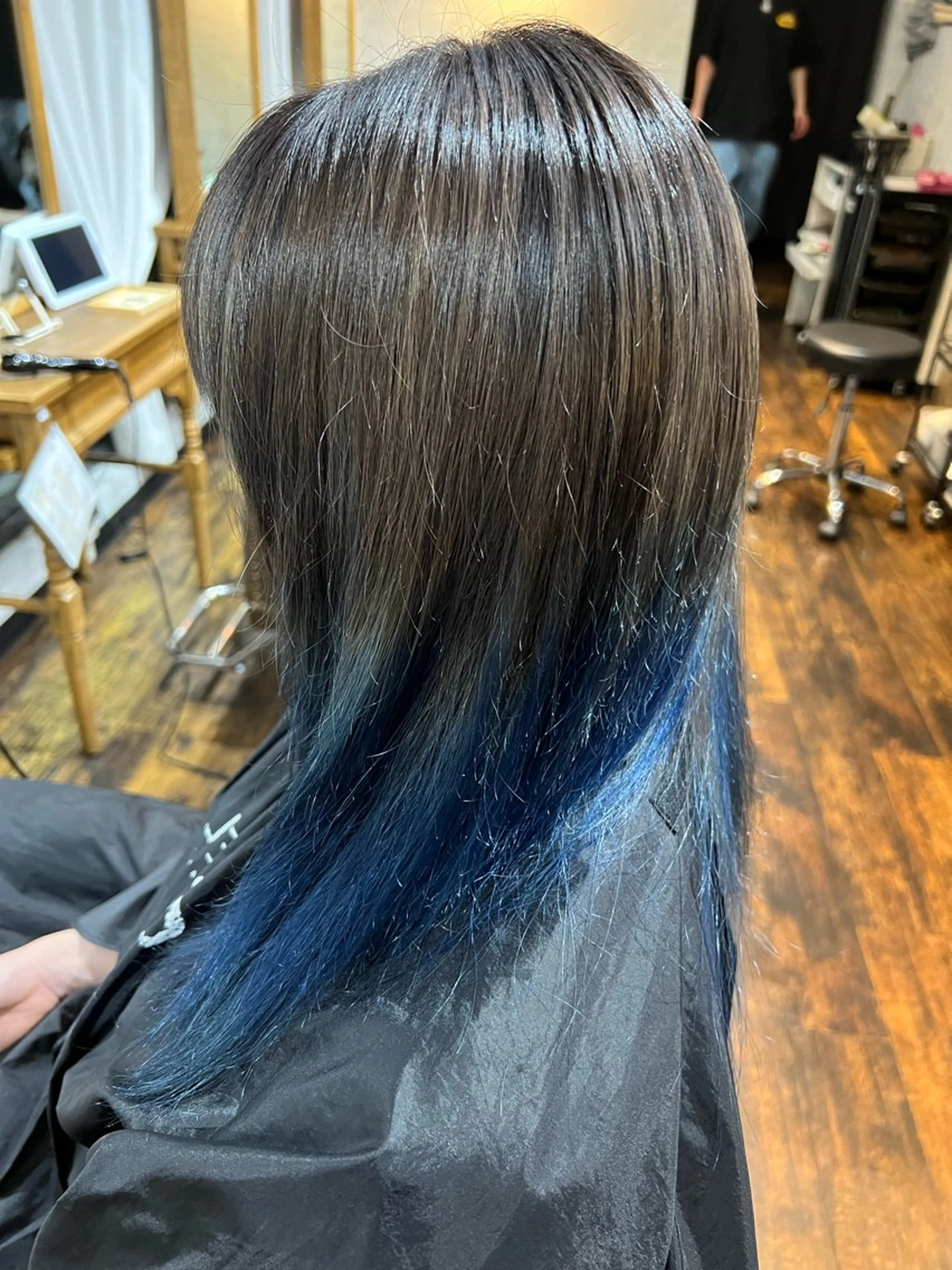 ロング カラー 松永 かずきのヘアスタイル