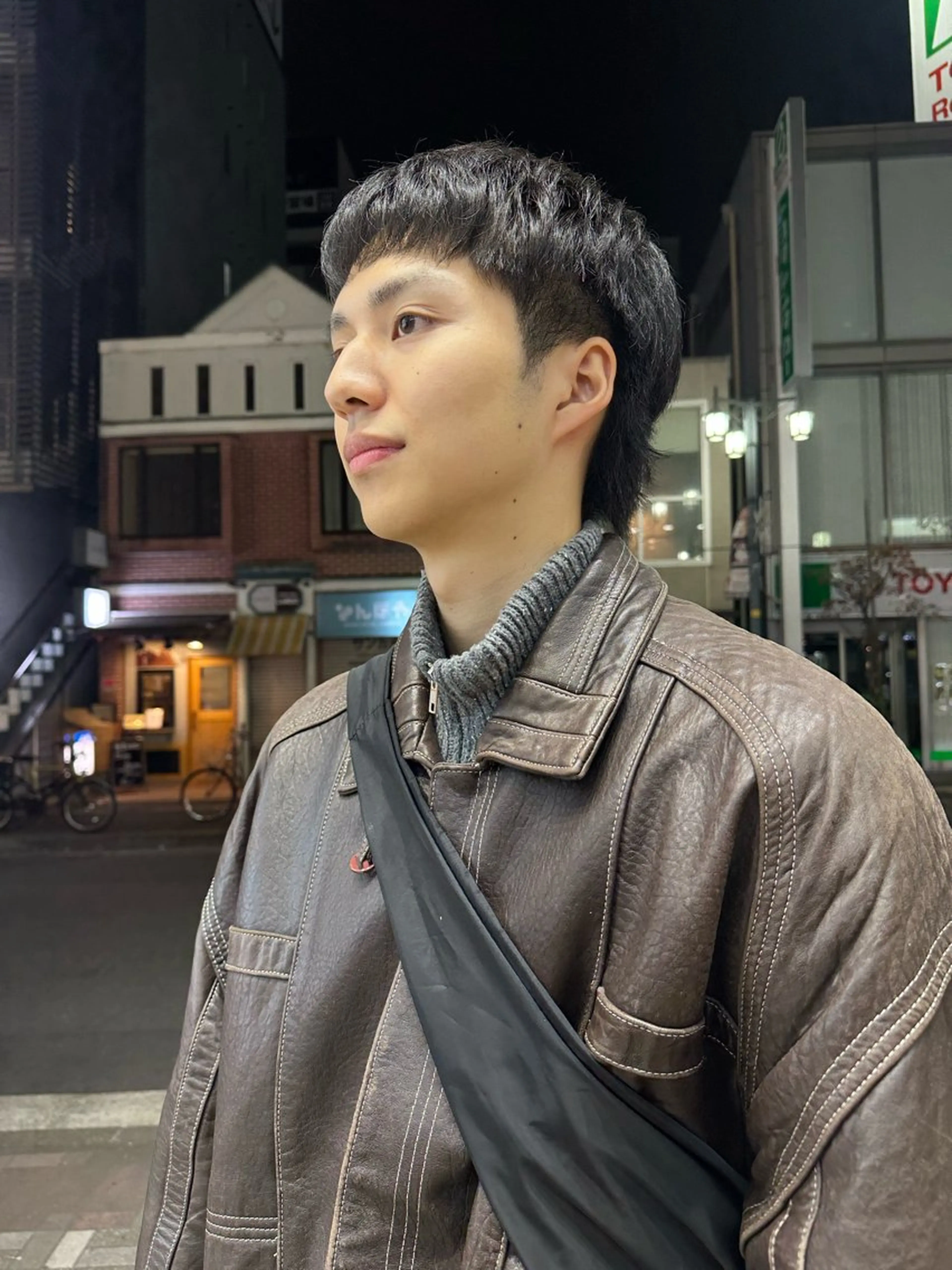 ショート メンズ メンズブリーチ メンズハイトーン メンズインナーカラー 髪質改善 ショートヘア Rei/ 縮毛矯正/ ハイライトカラー募集のヘアスタイル