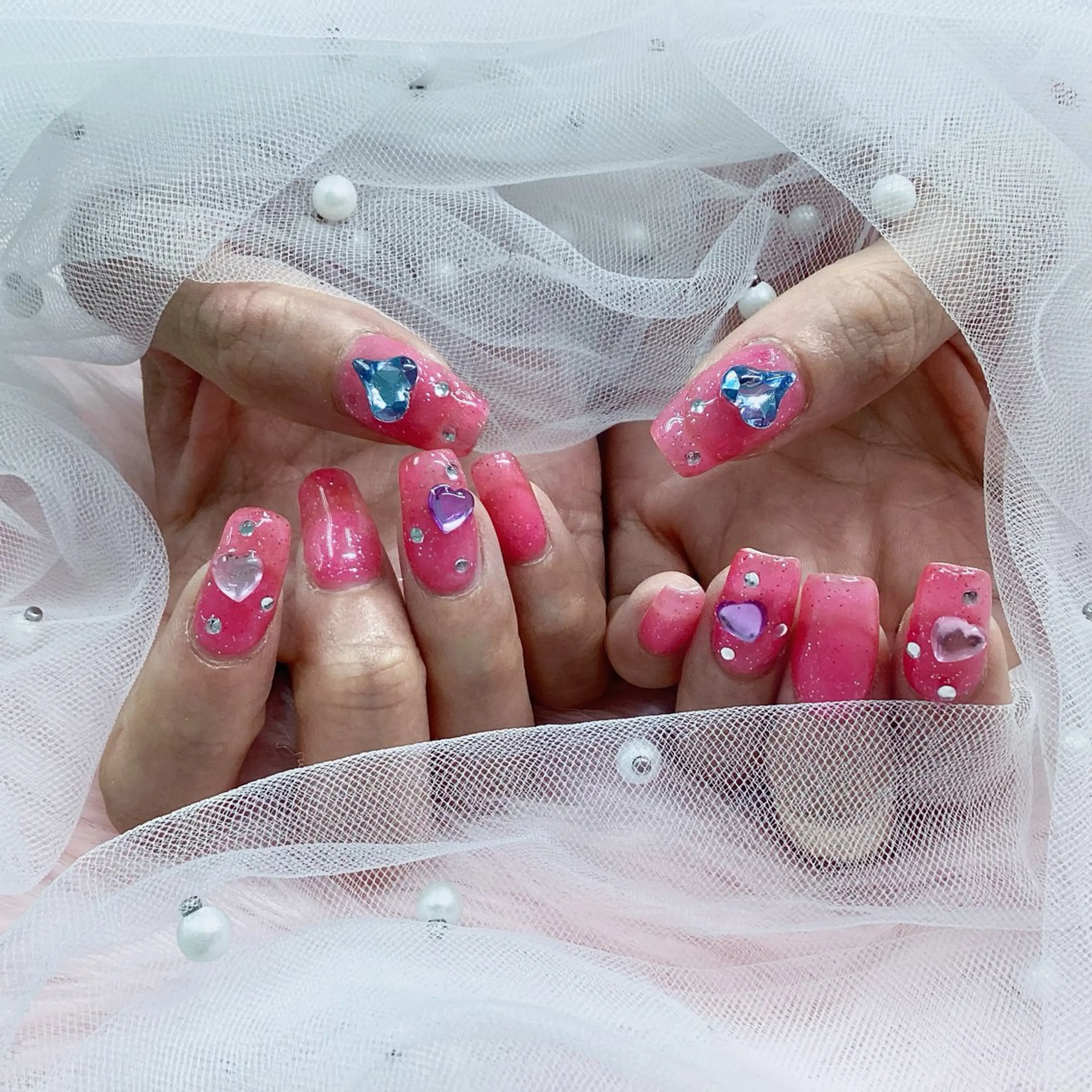 ミディアム パーツ全部¥110 サロンミミのネイルデザイン