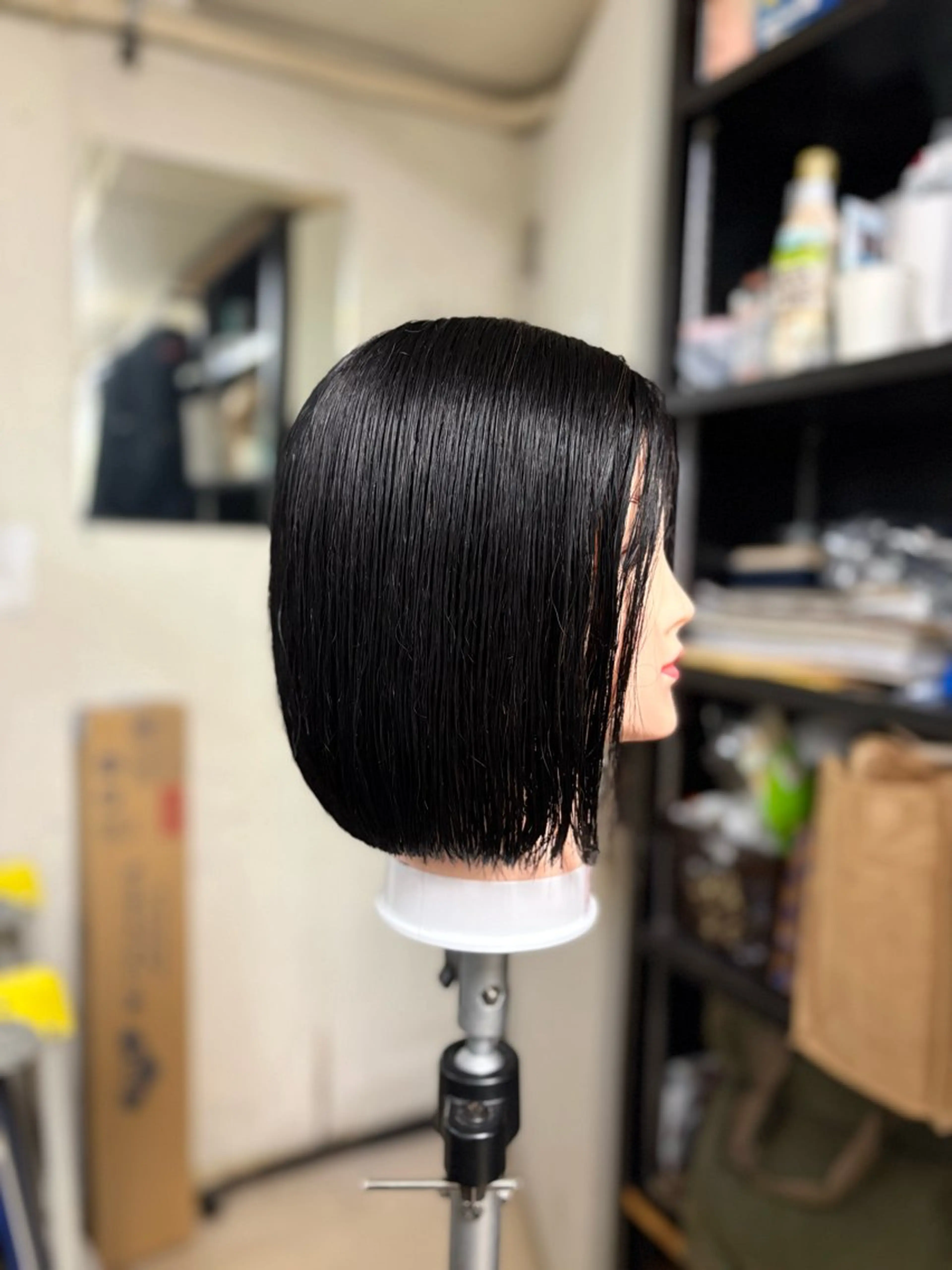 ショート insence glue所属・売上チェック課題中 🔥／小林眞澄のヘアスタイル