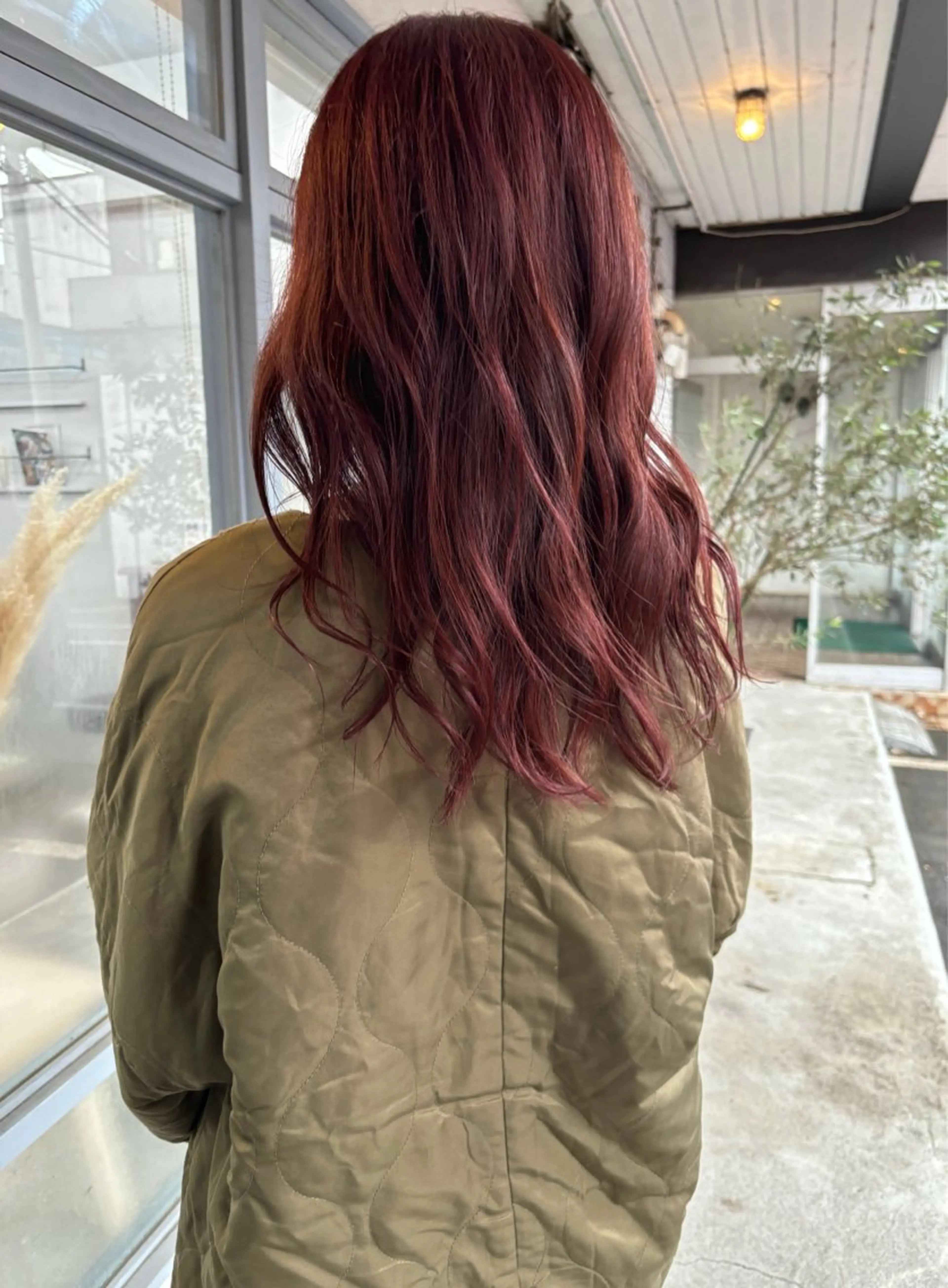 セミロング paige_.hair所属・蛭町 遥香のヘアスタイル