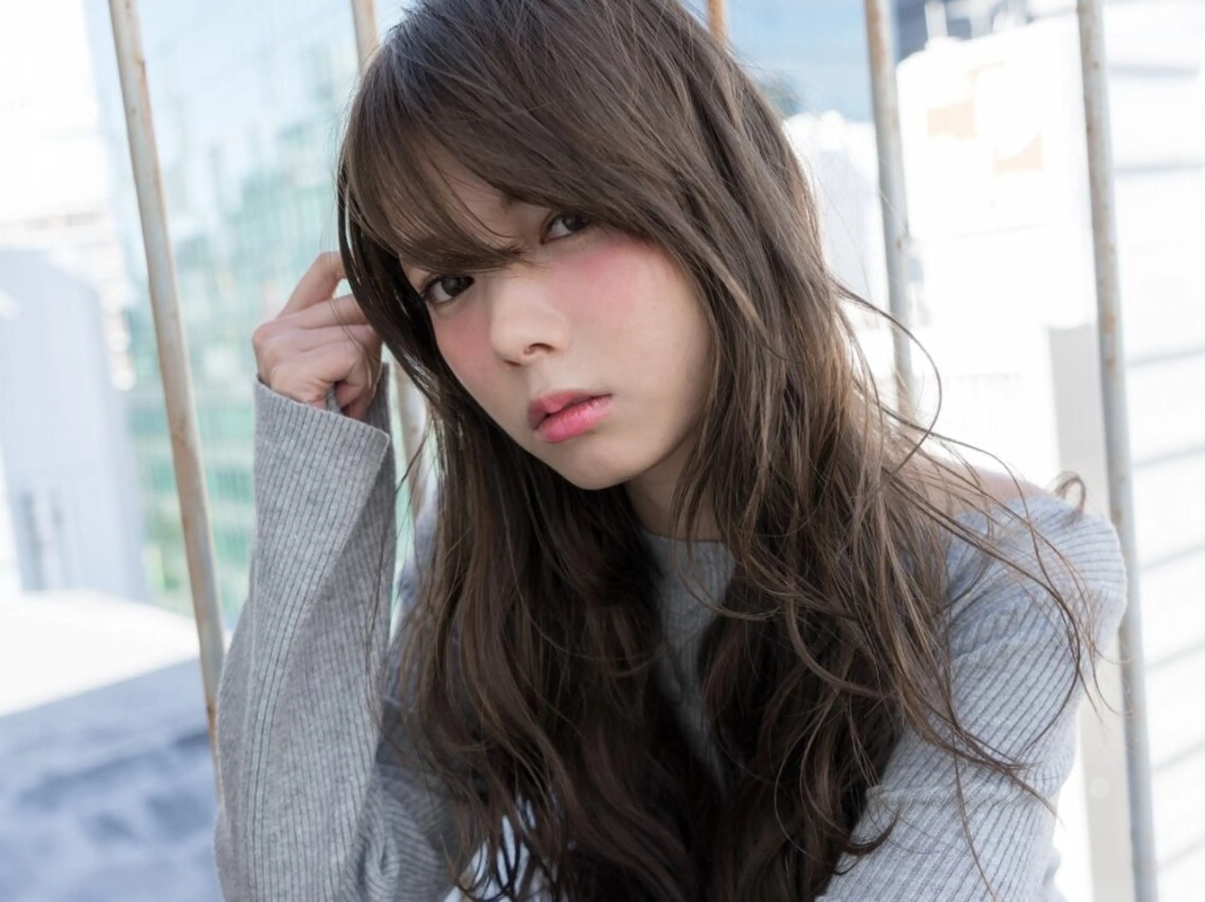 ミディアム カラー パーマ ベージュカラー レイヤーカット current所属・✨カット美容師 💡高橋優也💡のヘアスタイル