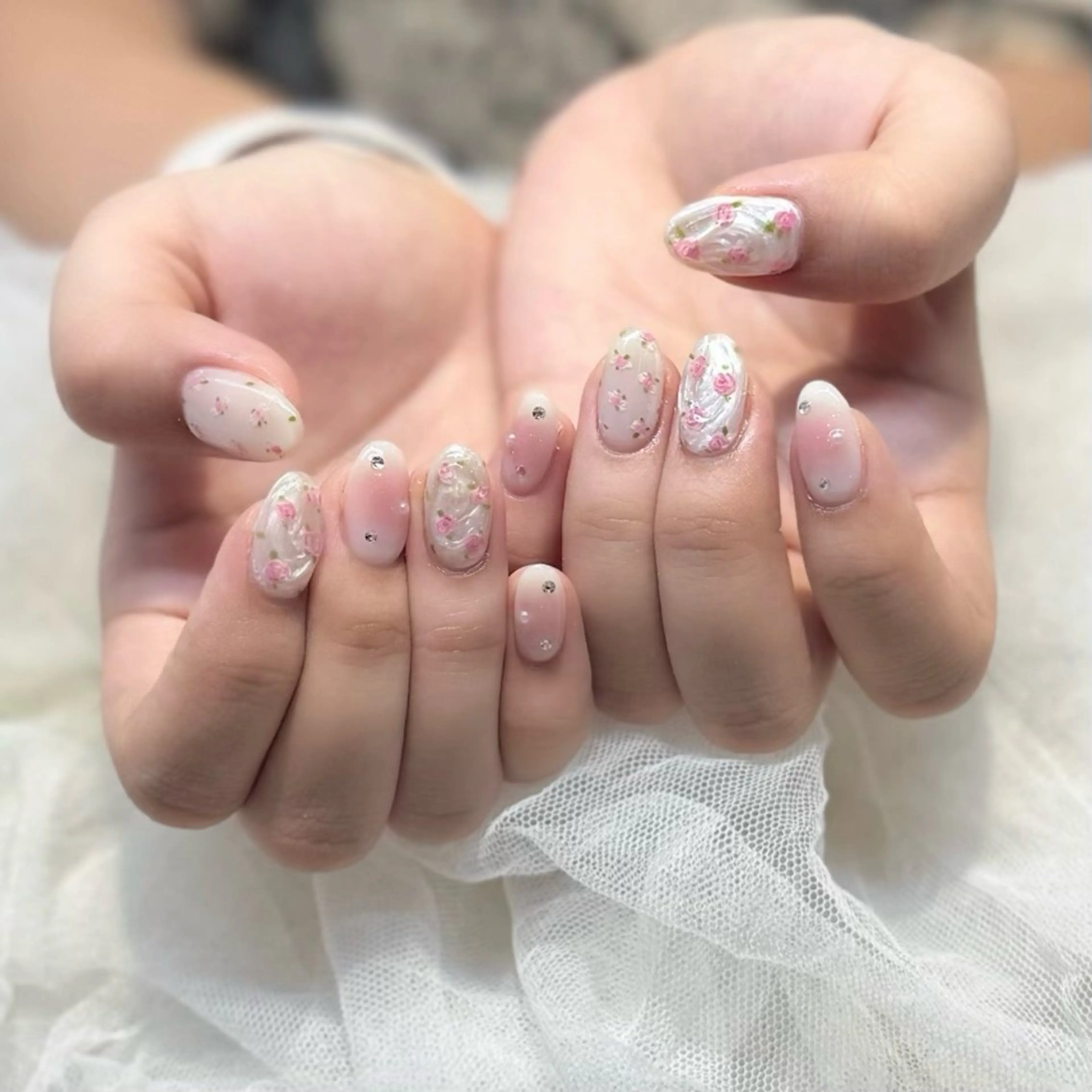 ネイル ハンドネイル 新井 ひなののネイルデザイン