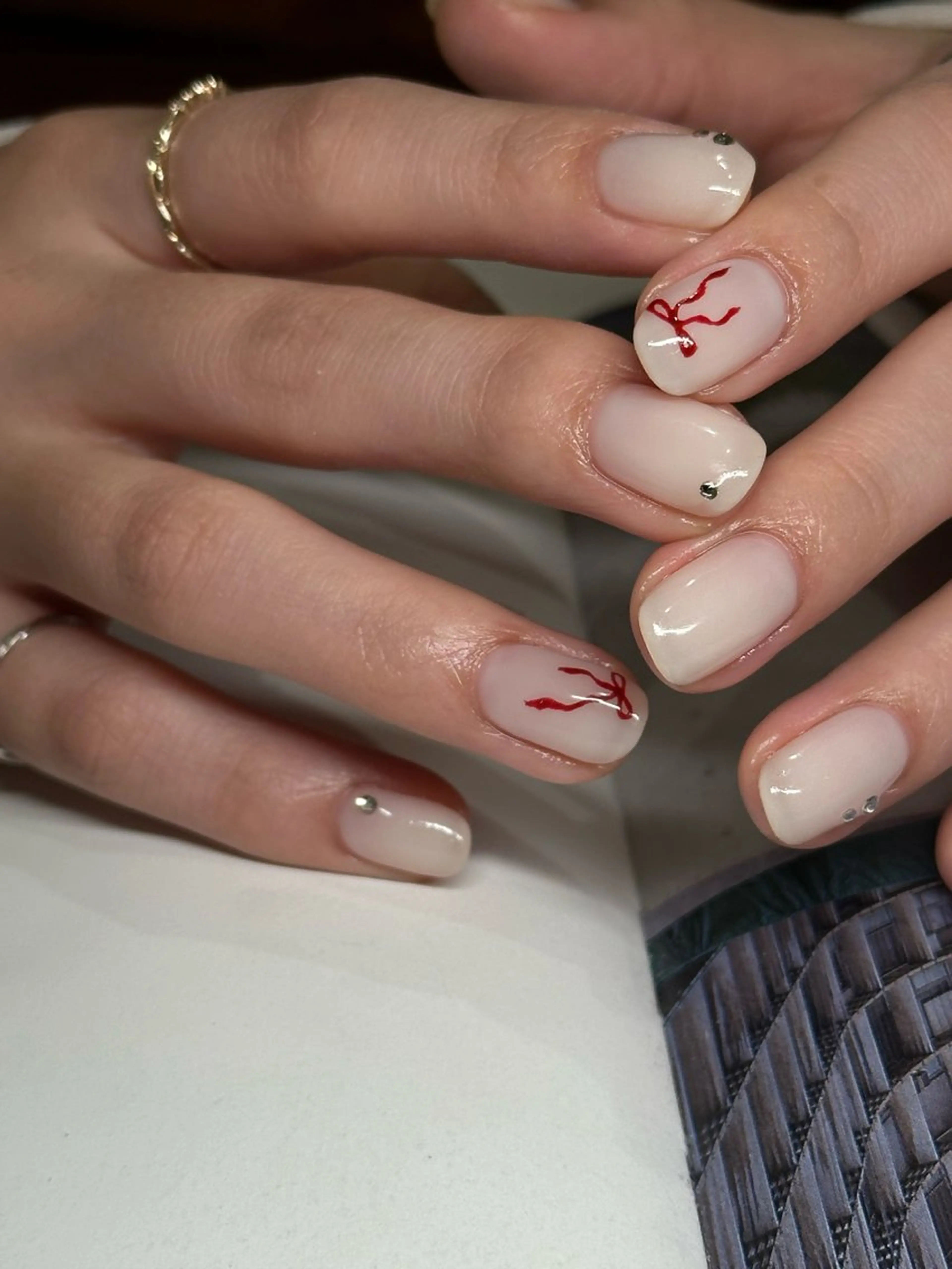 ネイル ハンドネイル m o m o / 高岡ネイルのネイルデザイン