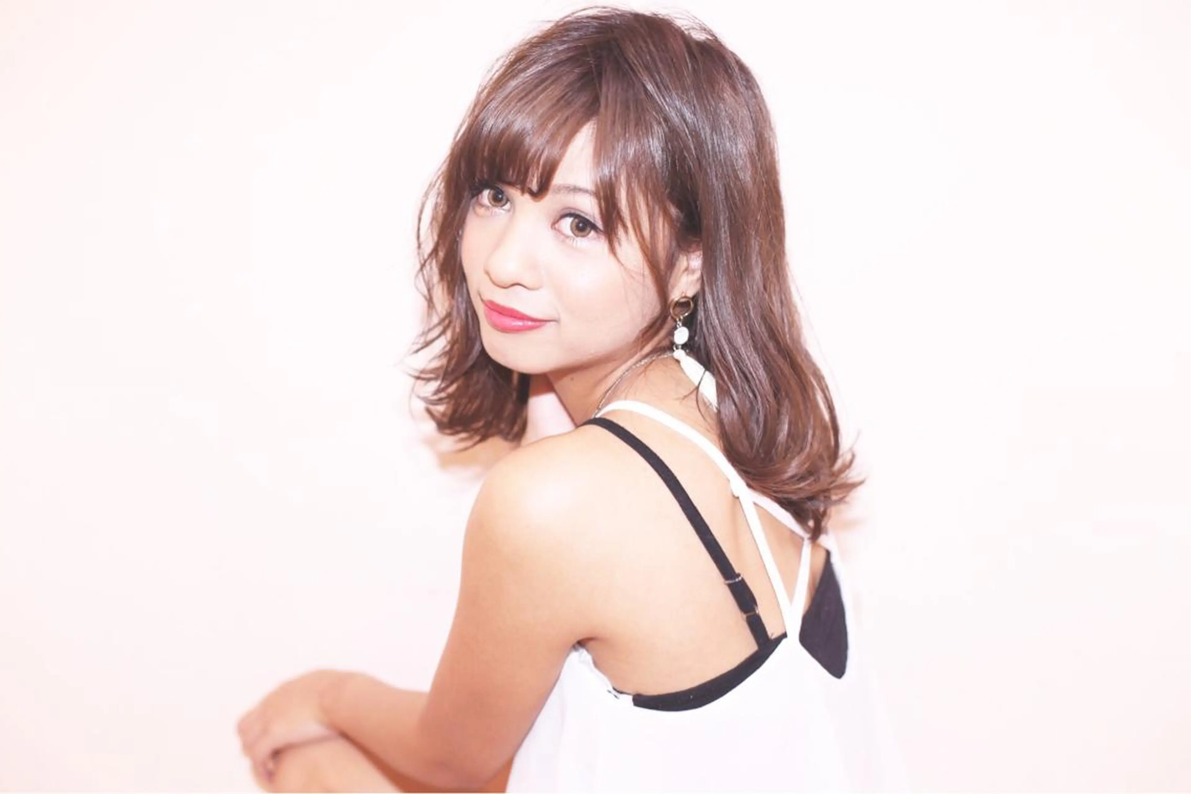 ミディアム カラー 服部 樹季のヘアスタイル