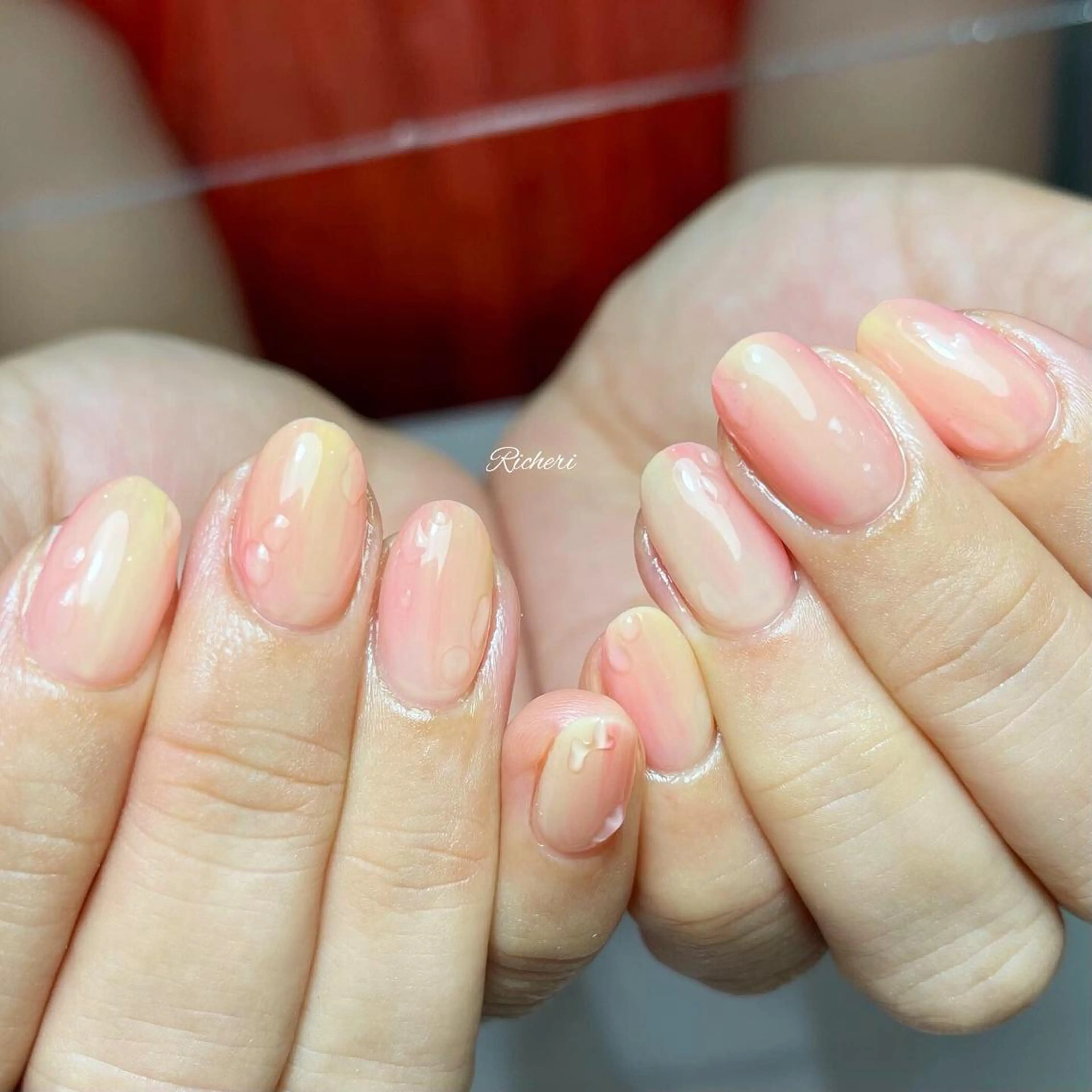 ミディアム ネイル 韓国風ヘア アートネイル フレンチネイル ジェルネイル 韓国ネイル richeri beautyのエステ・リラクイメージ