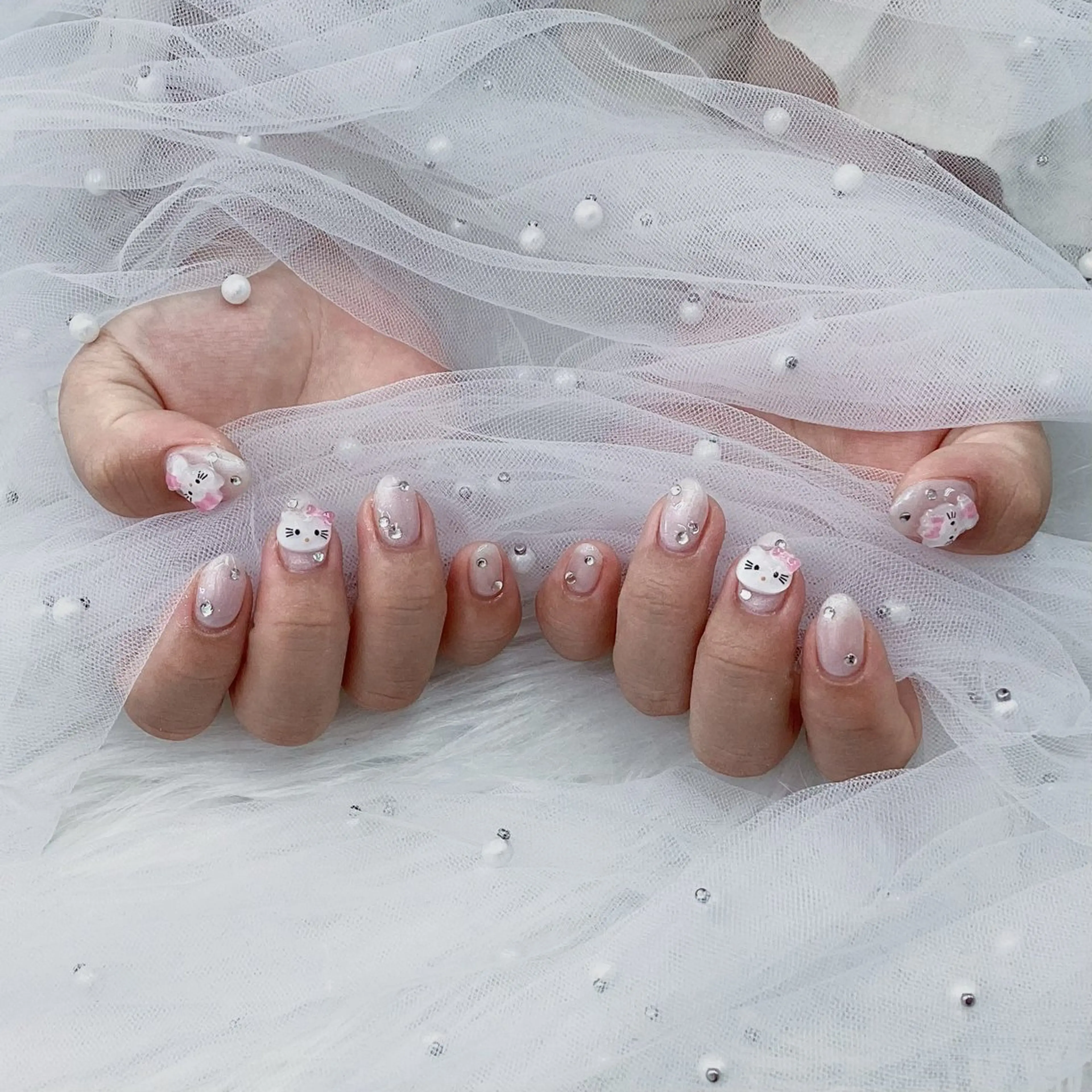 ネイル パーツ全部¥110 サロンミミのネイルデザイン