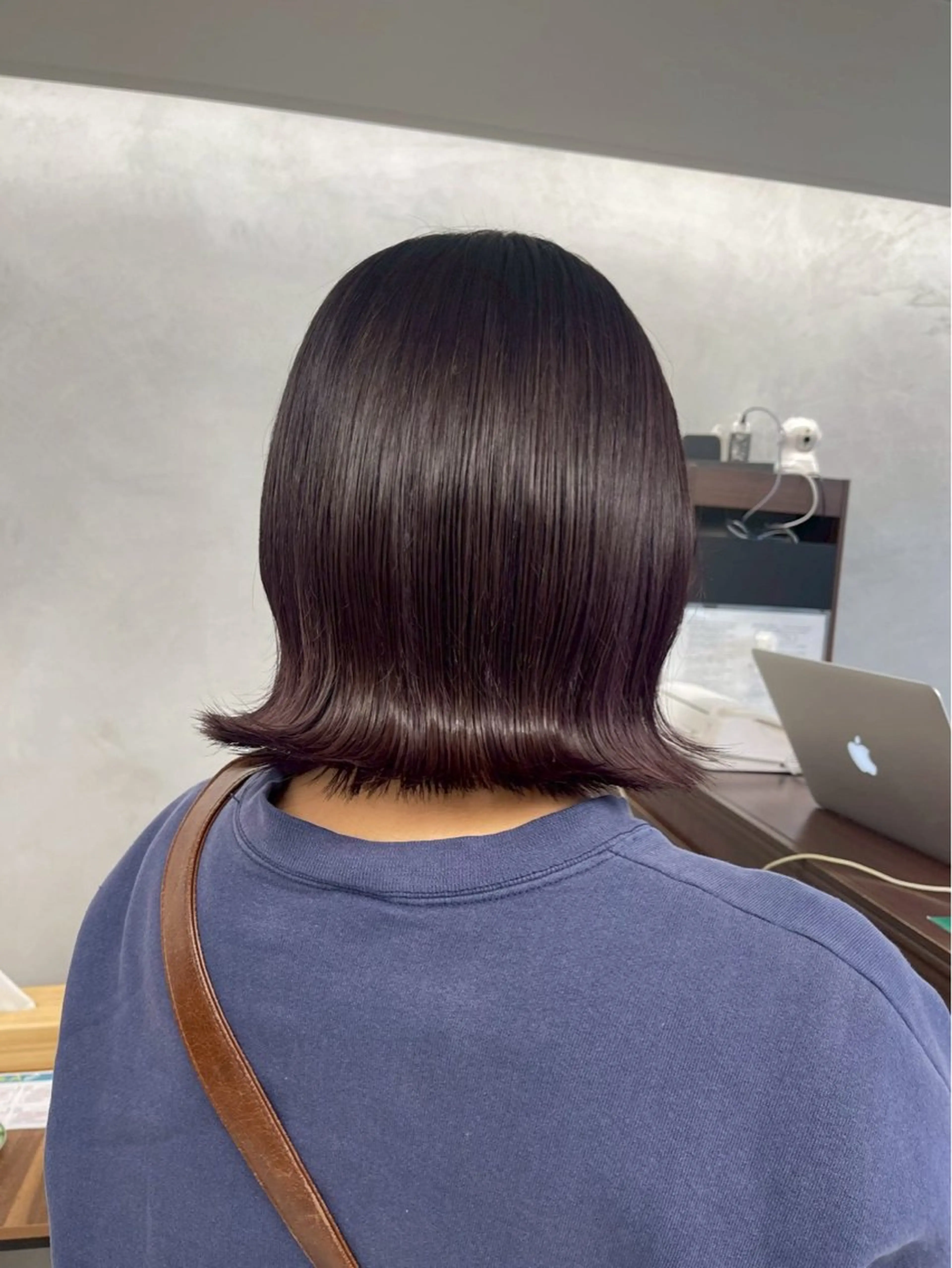 ミディアム カラー ブラウンカラー 透明感カラー ラベンダーカラー ラベンダーブラウン かみしー/艶カラー /ブラウンカラーのヘアスタイル