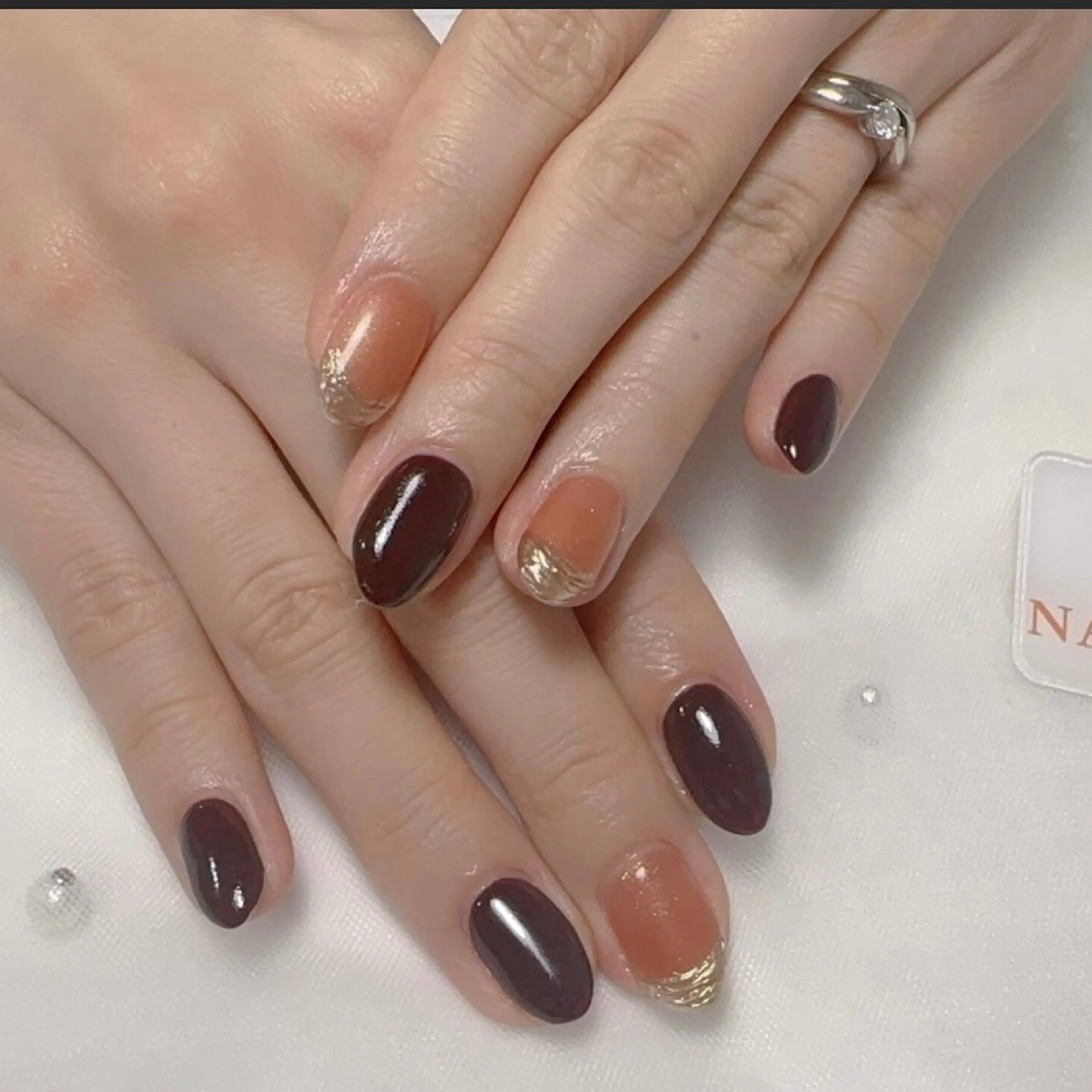 ネイル アートネイル フレンチネイル ジェルネイル グラデーション 韓国ネイル ハンドネイル 💕鈴木ユリ パラジェル/オフ無料のネイルデザイン