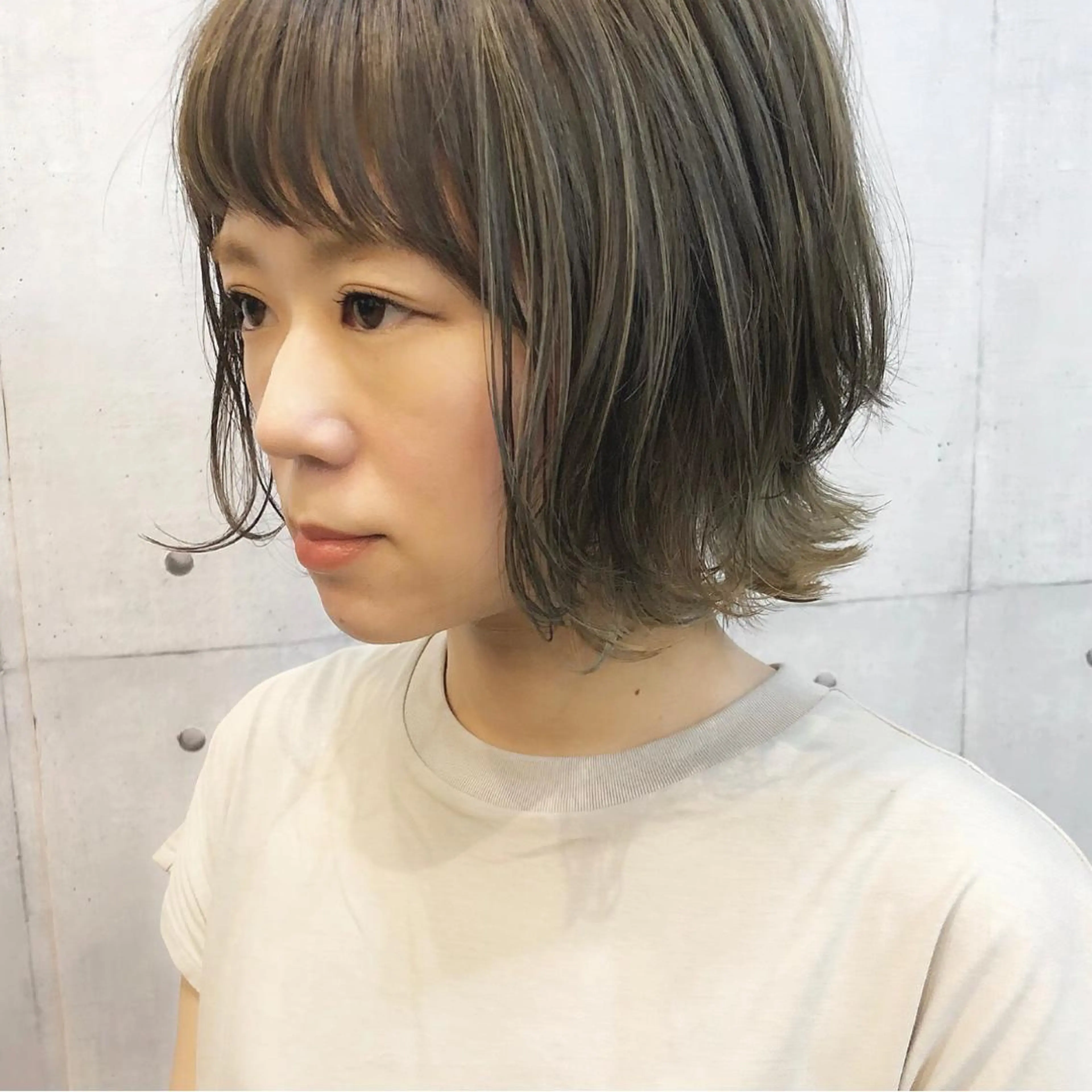 ショート ボブレイヤー ボブ ハイライト レイヤーカット muku所属・山野 稚奈のヘアスタイル