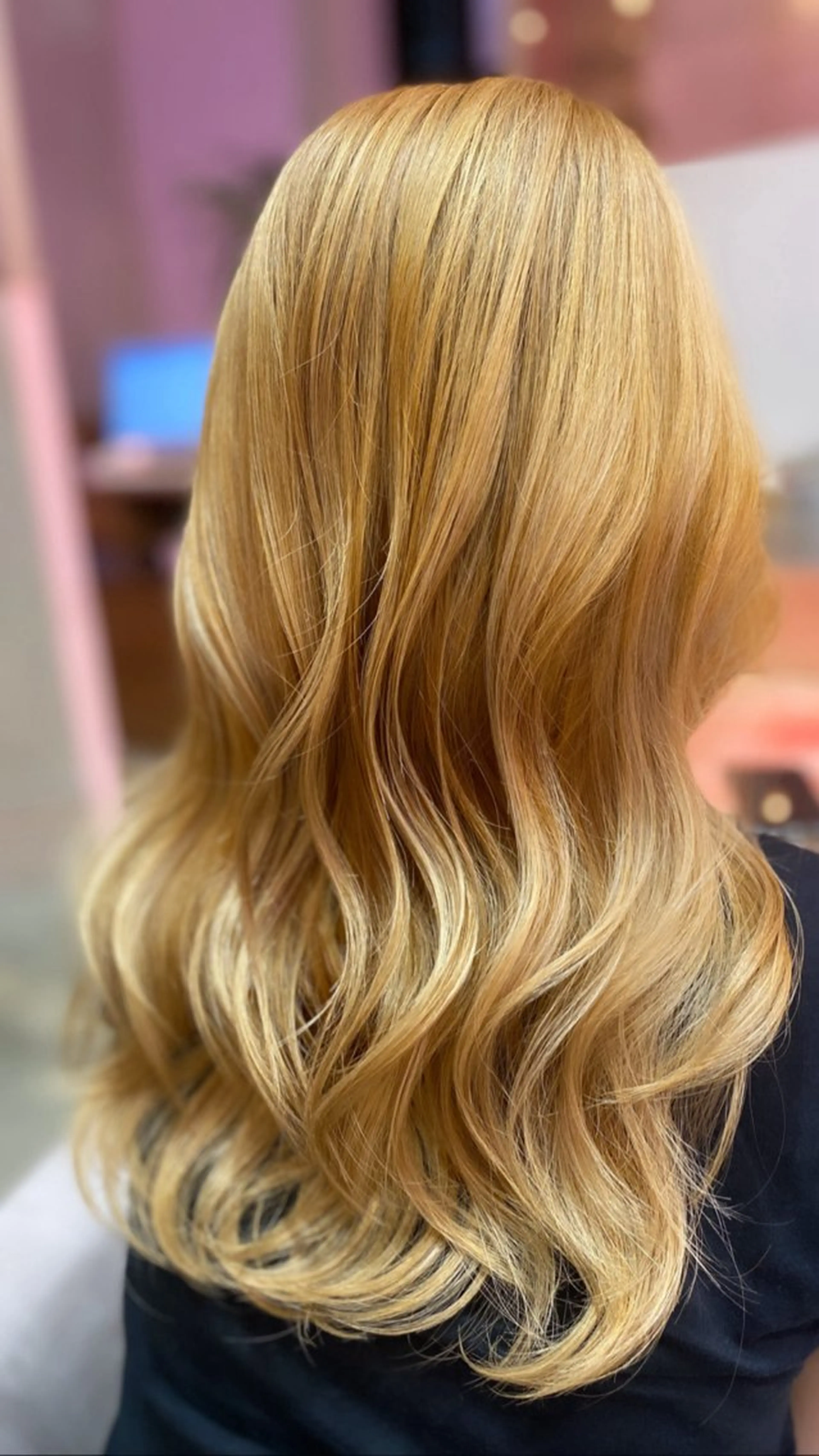 ロング カラー ブロンド ロング レイヤー/グレージュ 🫧久屋🫧YURIのヘアスタイル