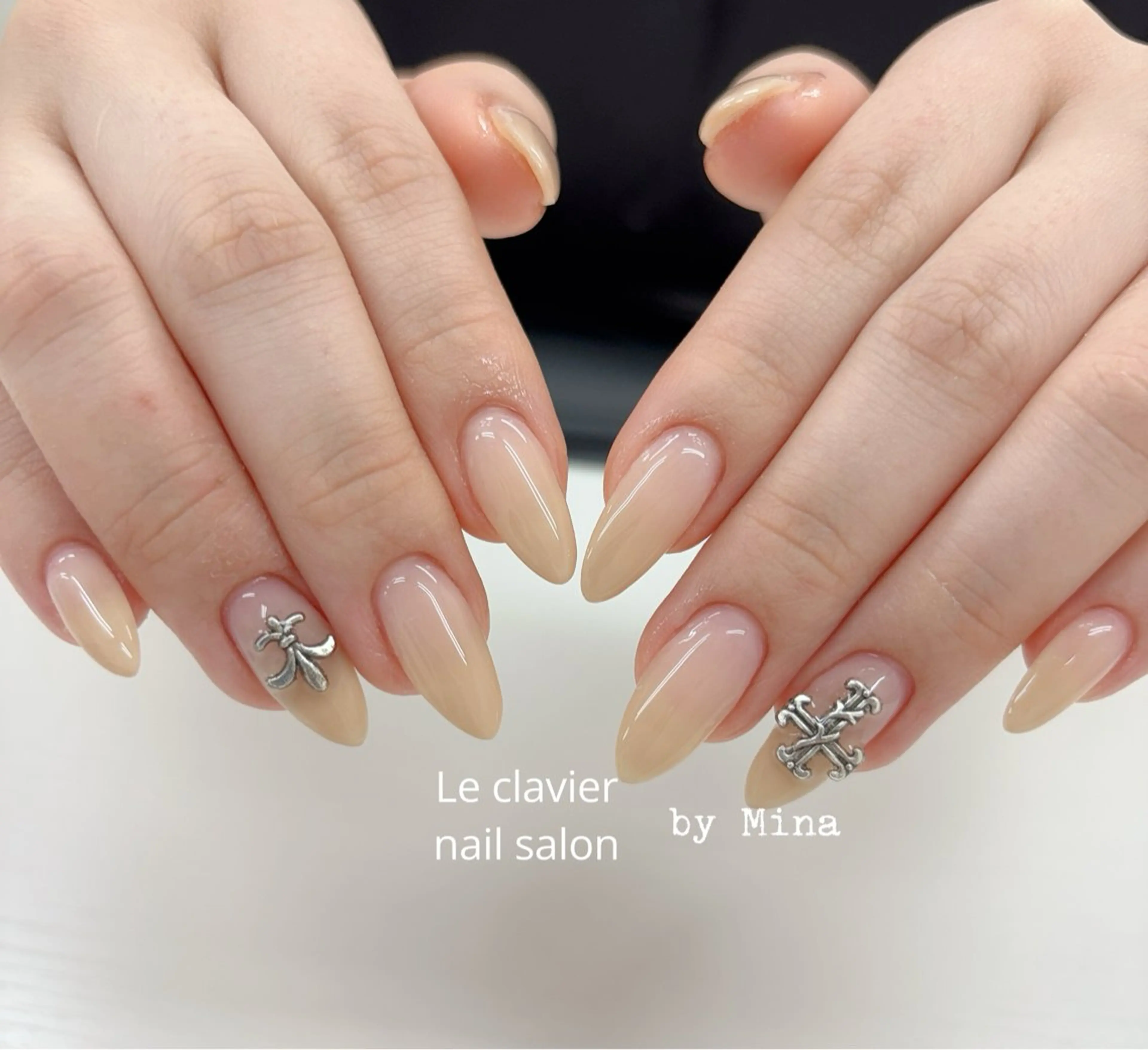 ネイル アートネイル 長さ出し ジェルネイル パラジェル スカルプネイル ハンドネイル ハンドケア Mina Nailのネイルデザイン