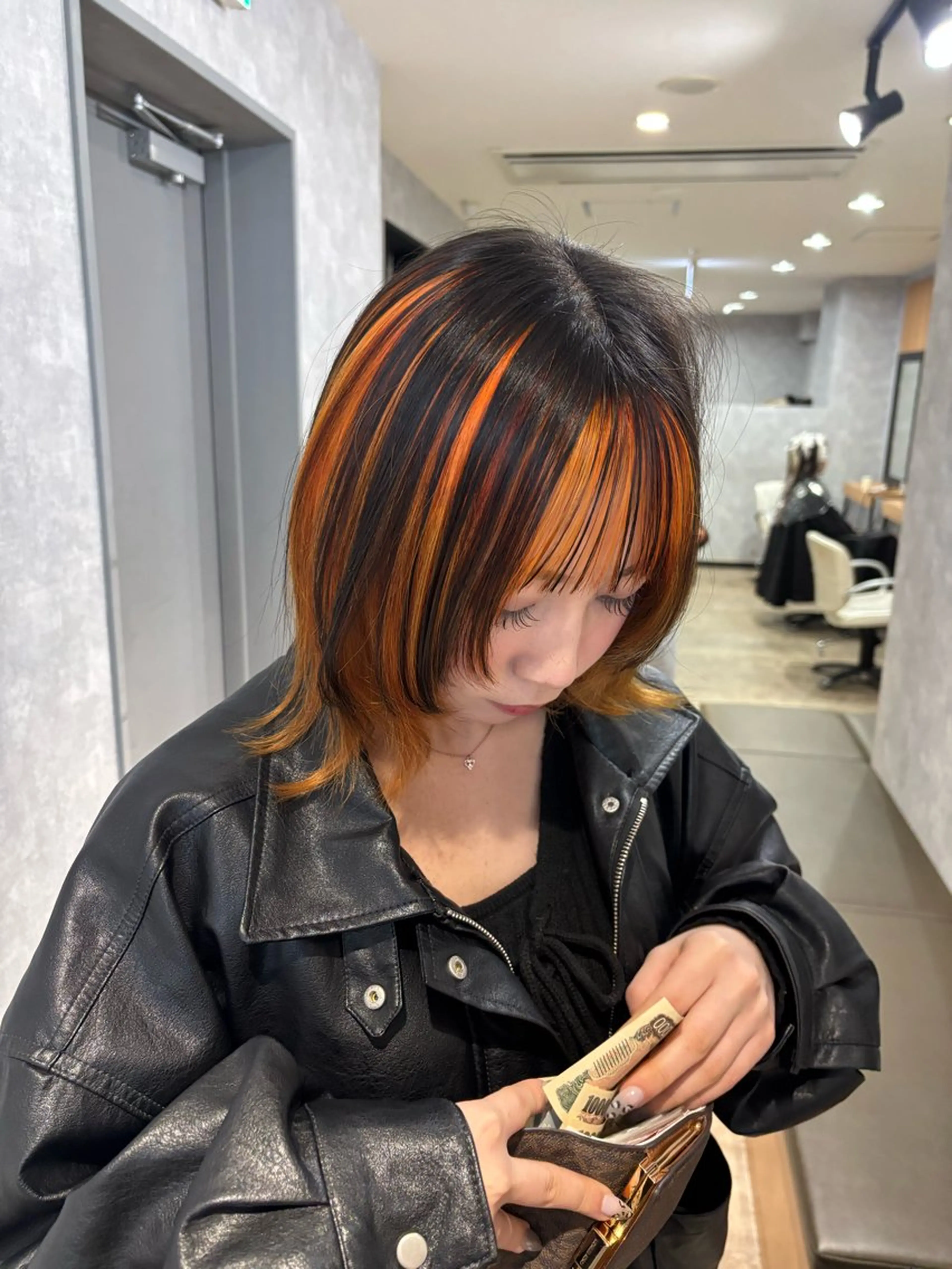 ショート カラー カット ヘアカラー トリートメント 🌐NATSUMI 🌐【寒色カラー】のヘアスタイル