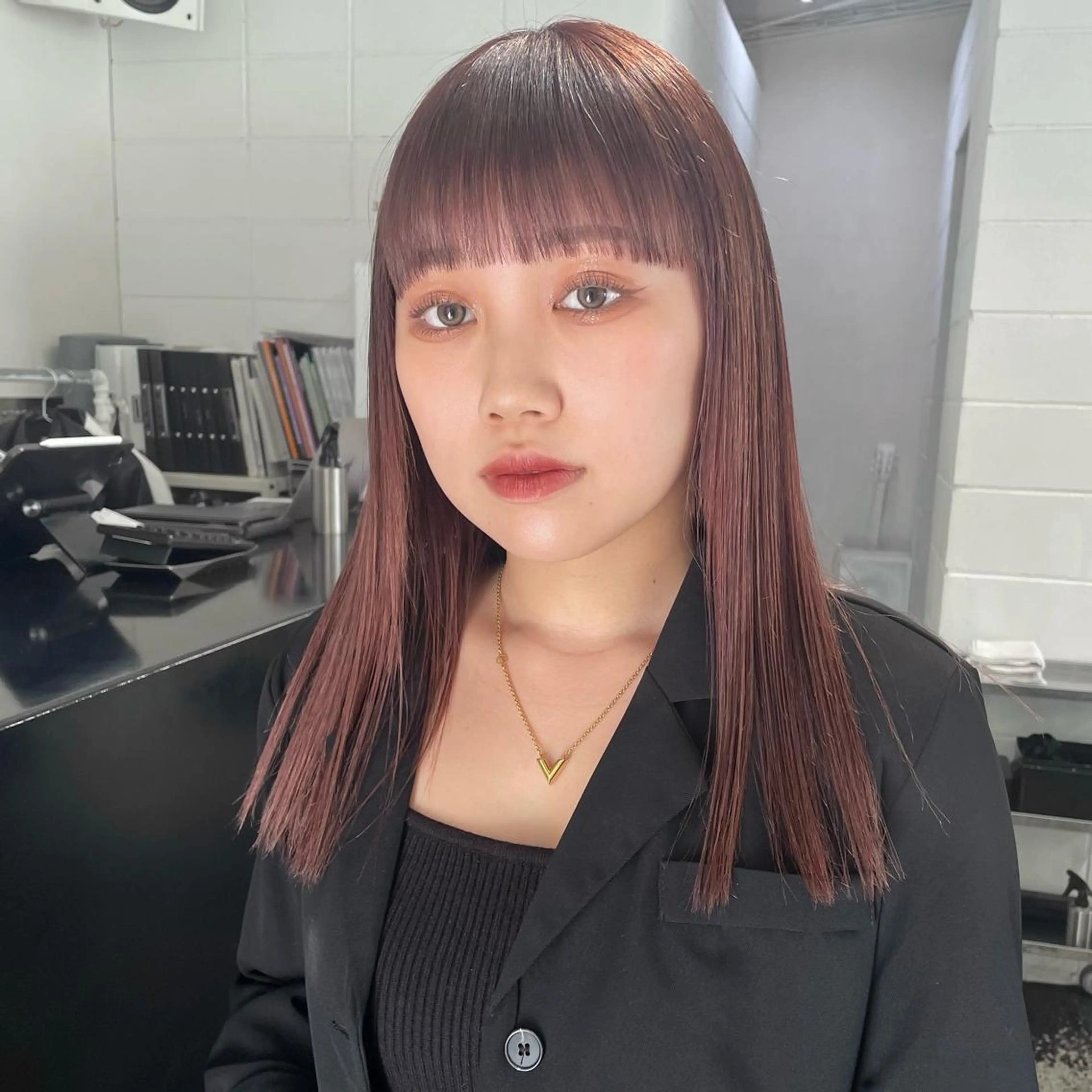 セミロング カラー ヘアカラー トリートメント 🎀ツヤ髪/韓国 ヘアミカ🎀のヘアスタイル