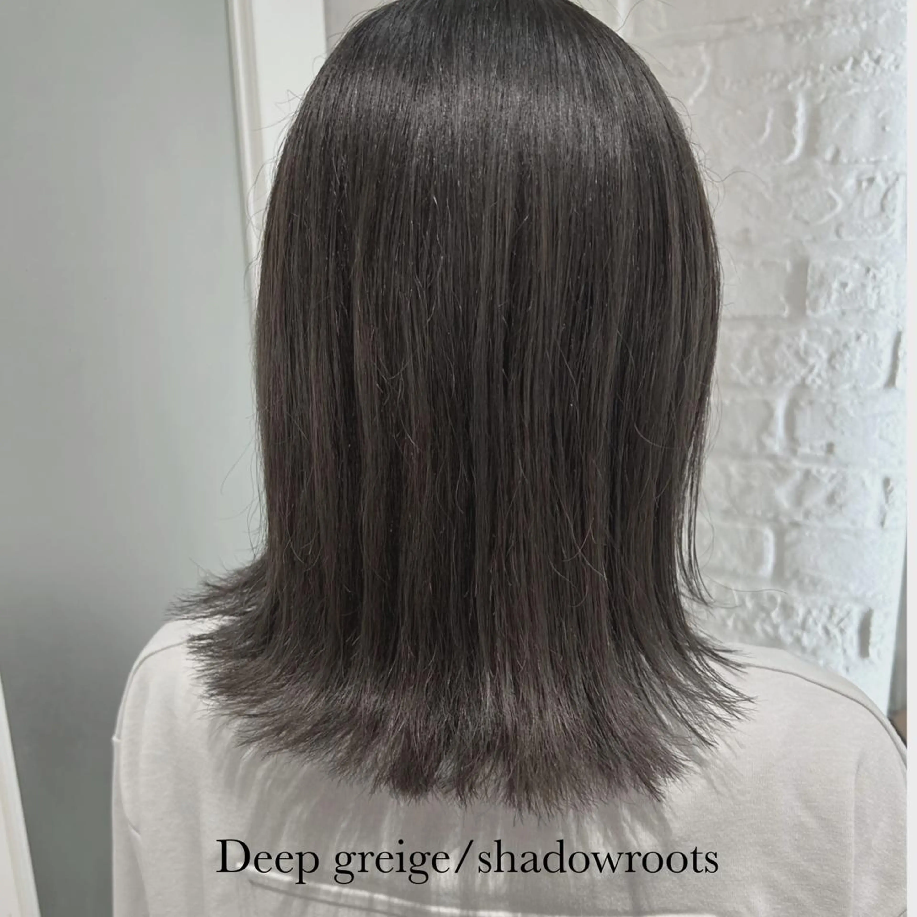 カラー ヘアカラー Ida Akaneのヘアスタイル