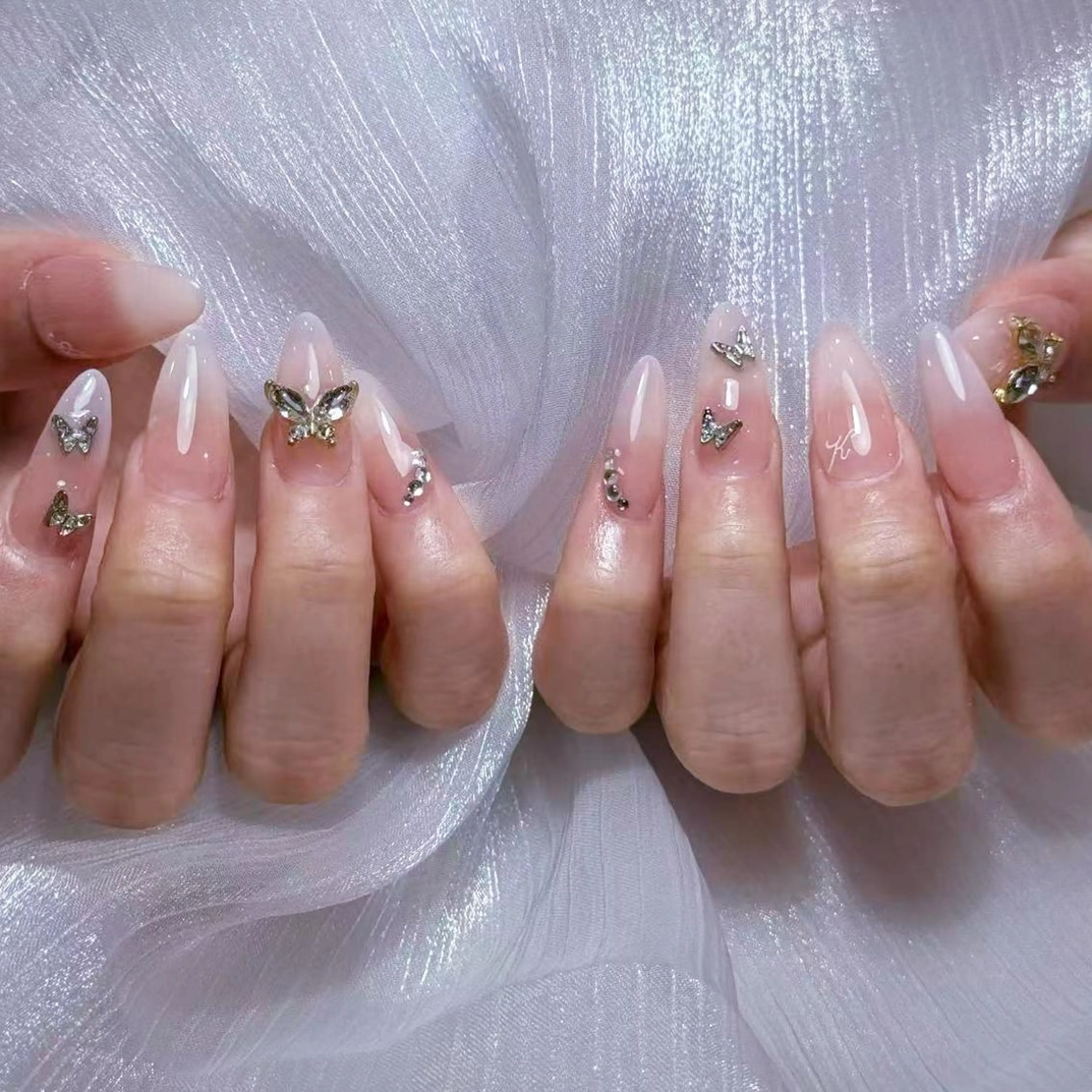 ネイル アートネイル オーロラネイル ガーリー キラキラネイル 韓国ネイル ハンドネイル diamond ♥のネイルデザイン