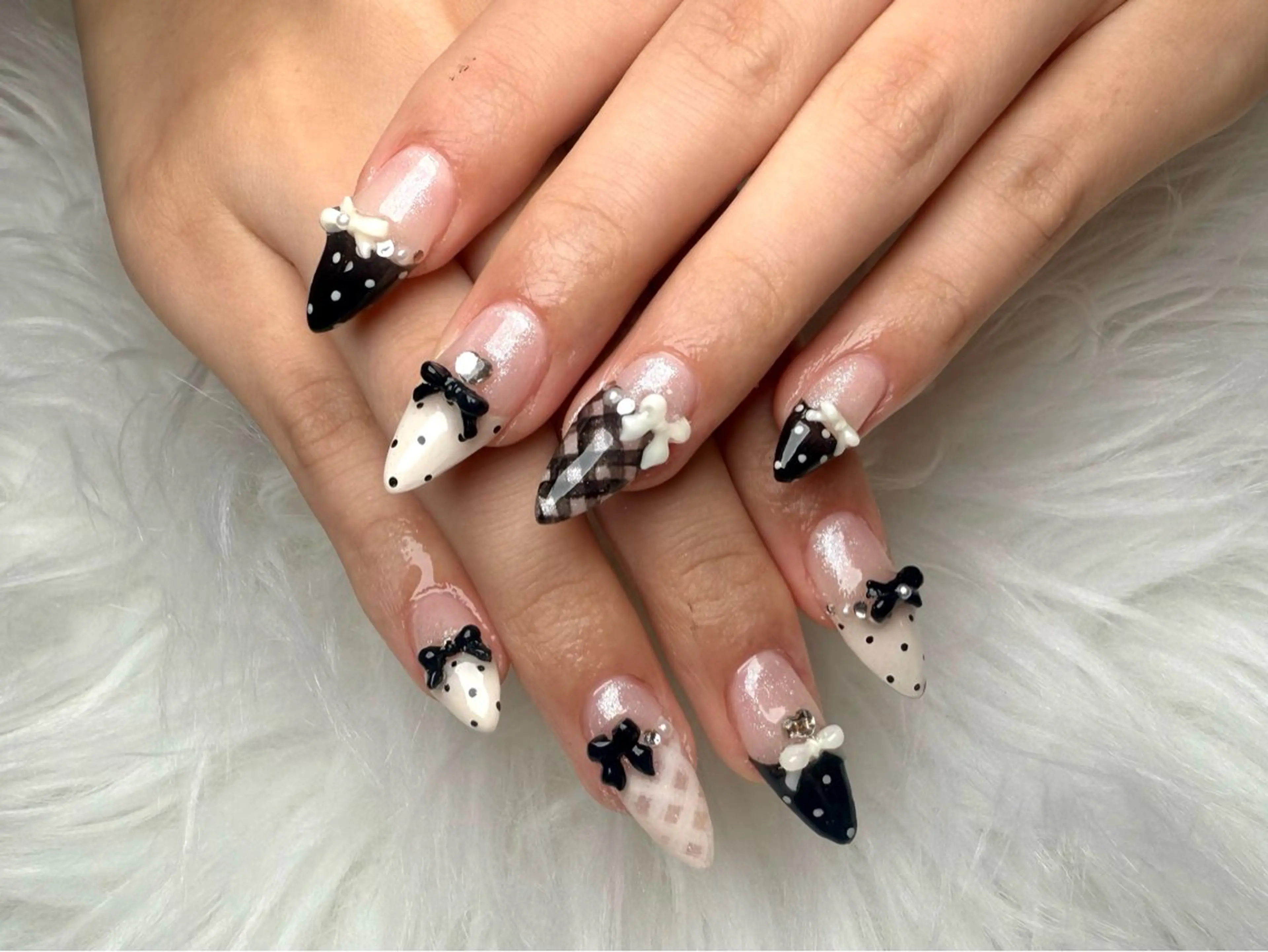 ネイル 持ち込み ハンドネイル ハンドケア 🎀 peTiT Rino 🎀のネイルデザイン