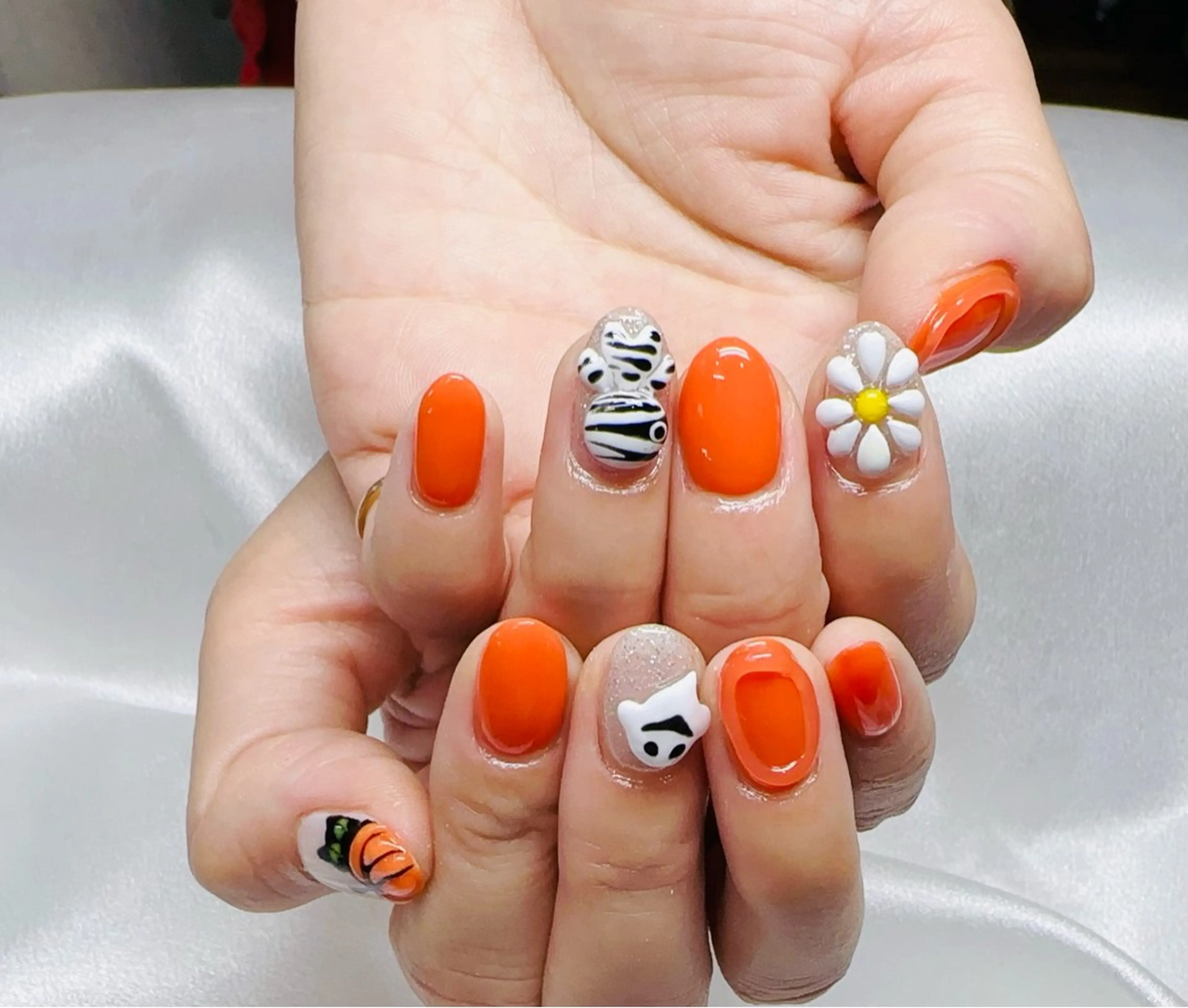 ネイル Ui_Amor (パラジェル)のネイルデザイン