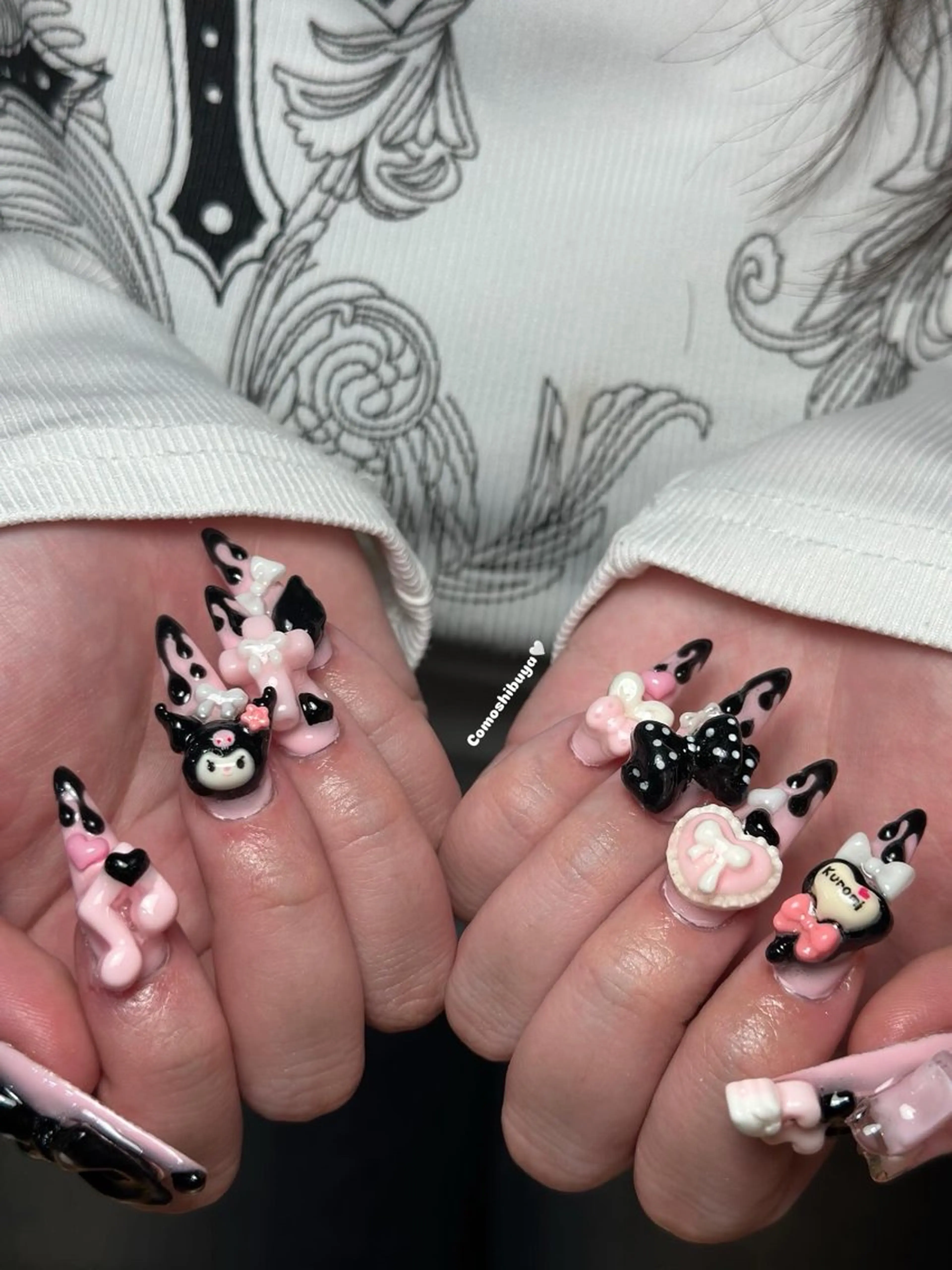 ネイル 韓国ネイル シンプルネイル ワンホンネイル ハンドネイル CoMo Nail Studio所属・CoMo Nailのネイルデザイン