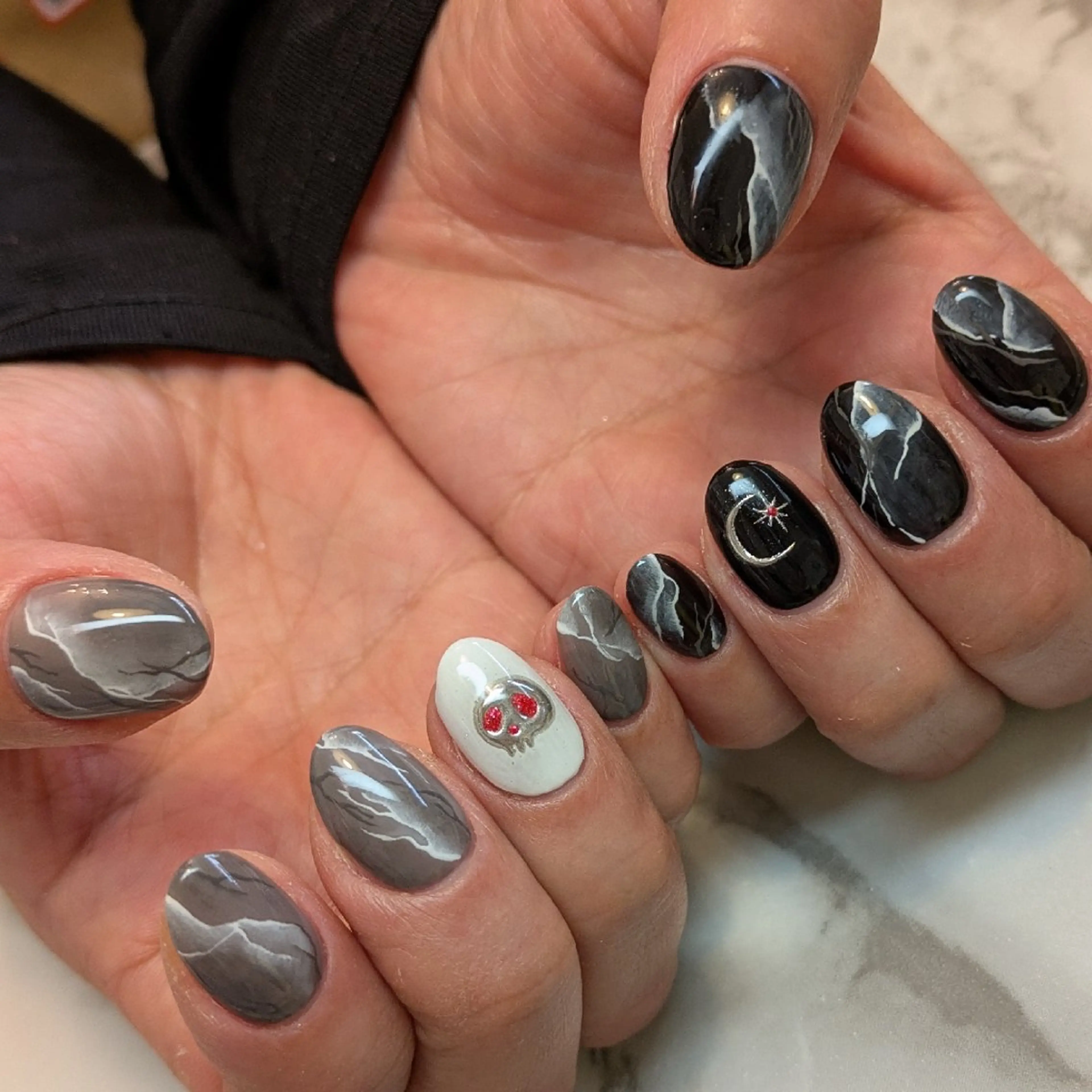 ネイル 大理石ネイル(マーブル) ジェヌインネイル 河内のネイルデザイン