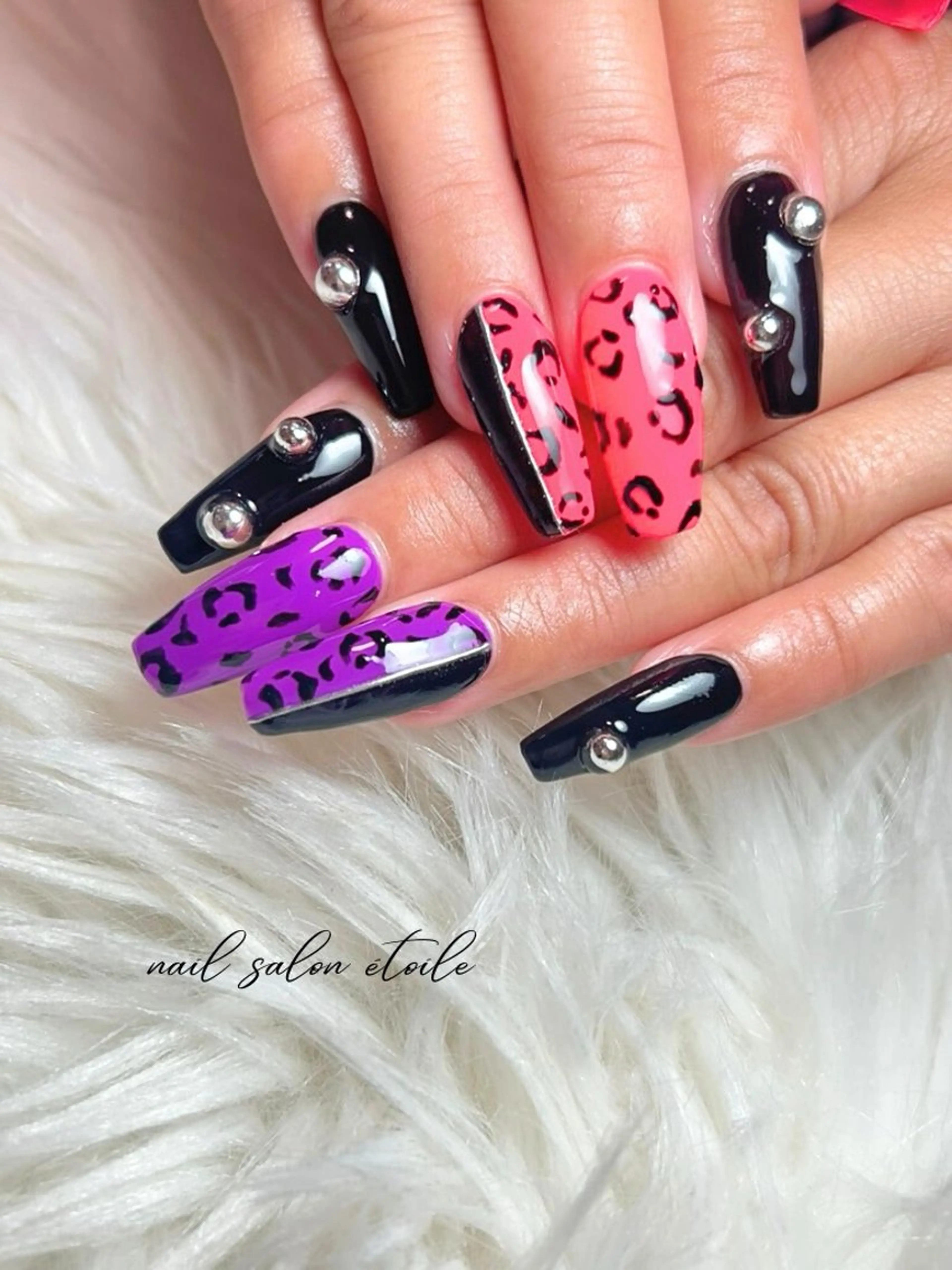 ネイル アニマル柄 ピンク パープル ハンドネイル nail salon étoileのネイルデザイン