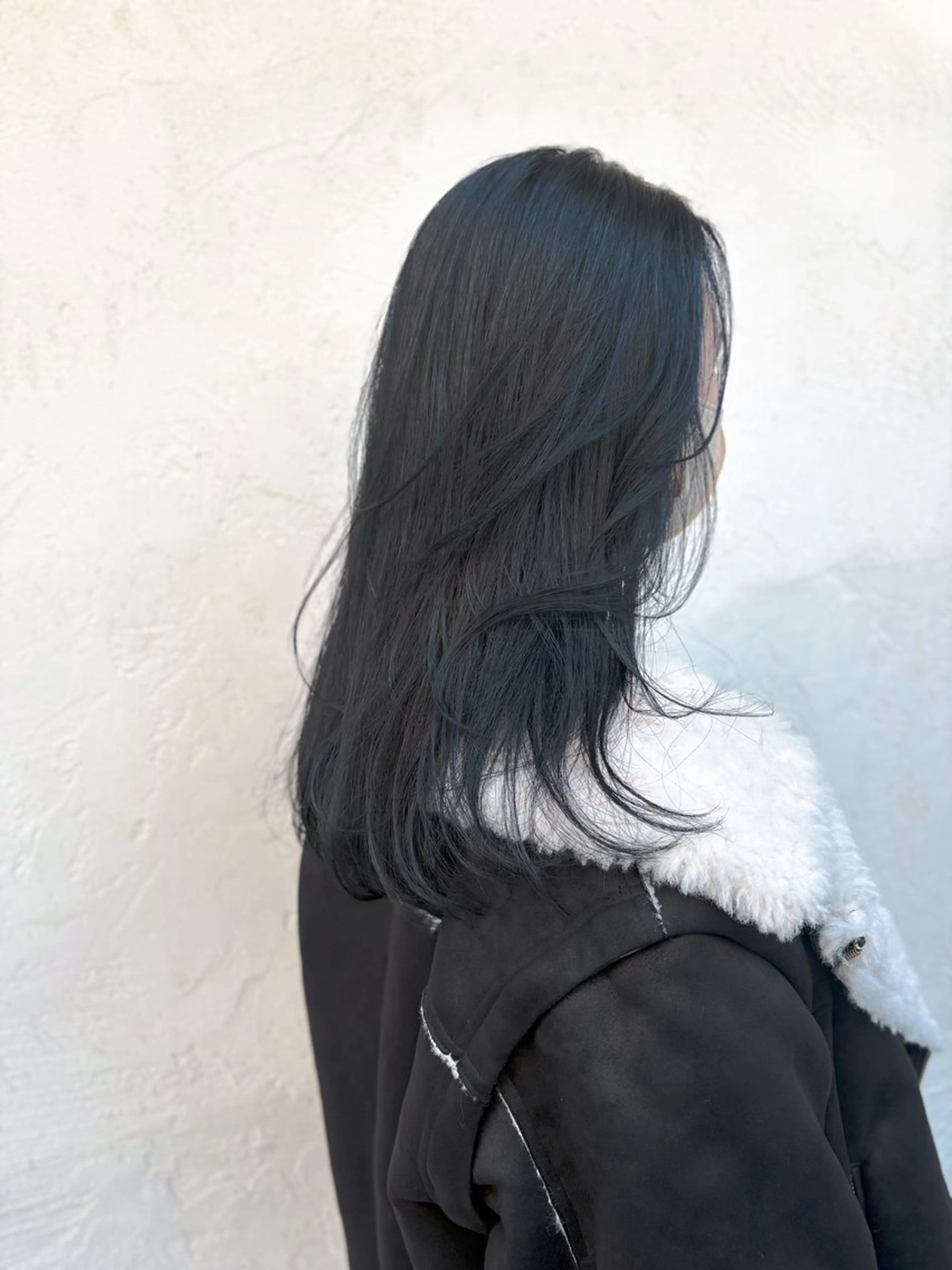 セミロング カラー ヘアアレンジ カット ヘアカラー トリートメント ヘアセット ブリーチなしで透明感 艶カラー【Ryo】のヘアスタイル