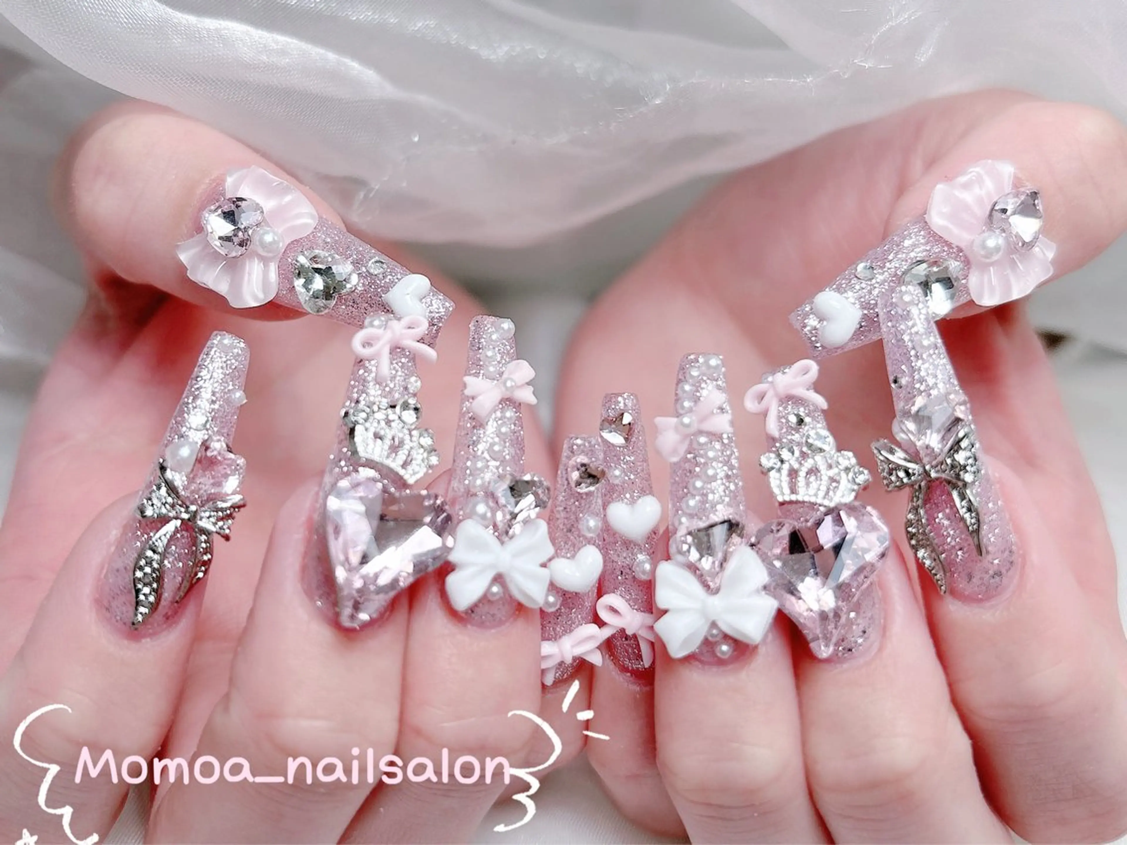 ネイル 成人式 ロングネイル マグネットネイル 大理石ネイル(マーブル) 持ち込み ハンドネイル MoMoA Nail ネイル長さ出し専門店のネイルデザイン