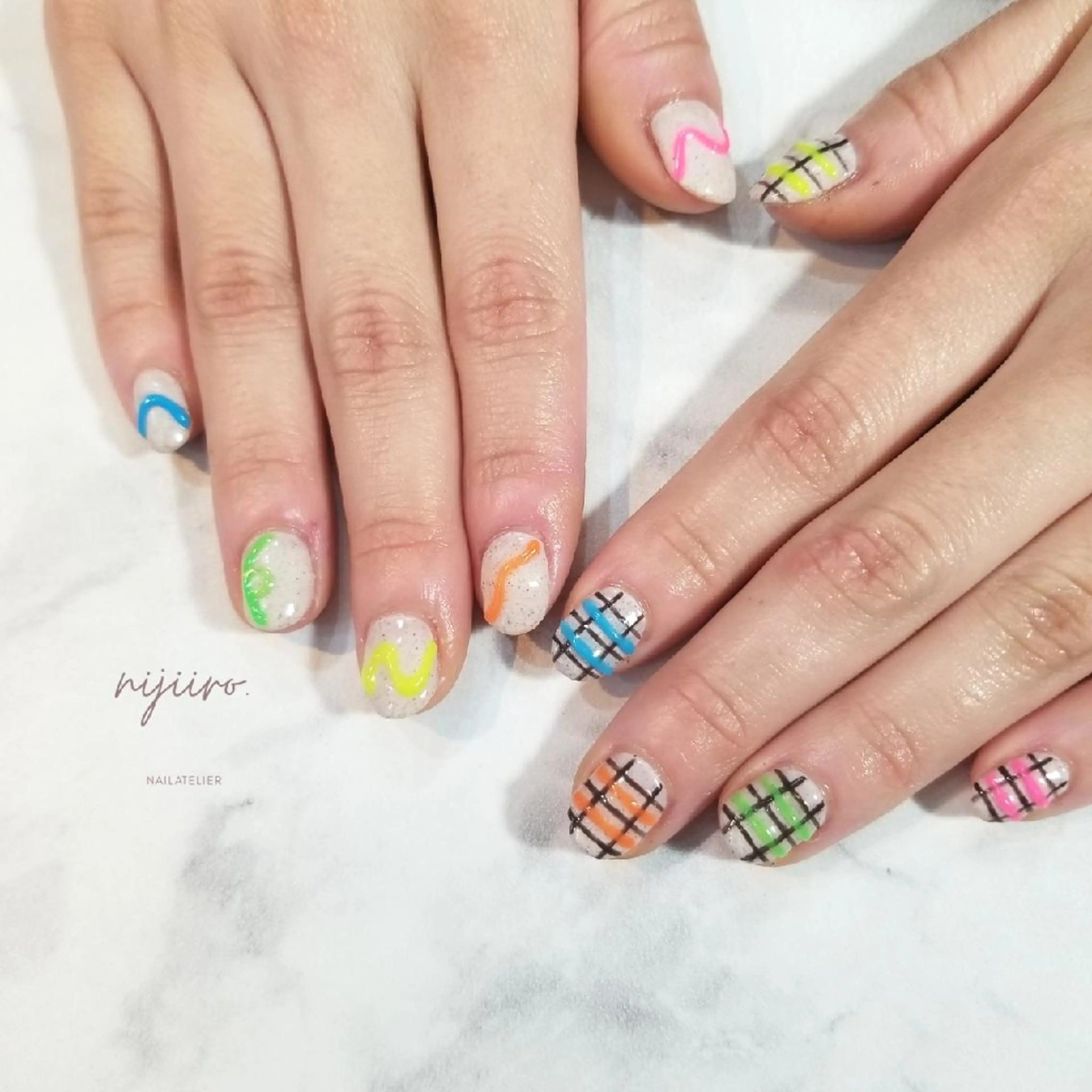 ネイル ハンドネイル nailatelier nijiiro.所属・nijiiro🌈 サトウのネイルデザイン
