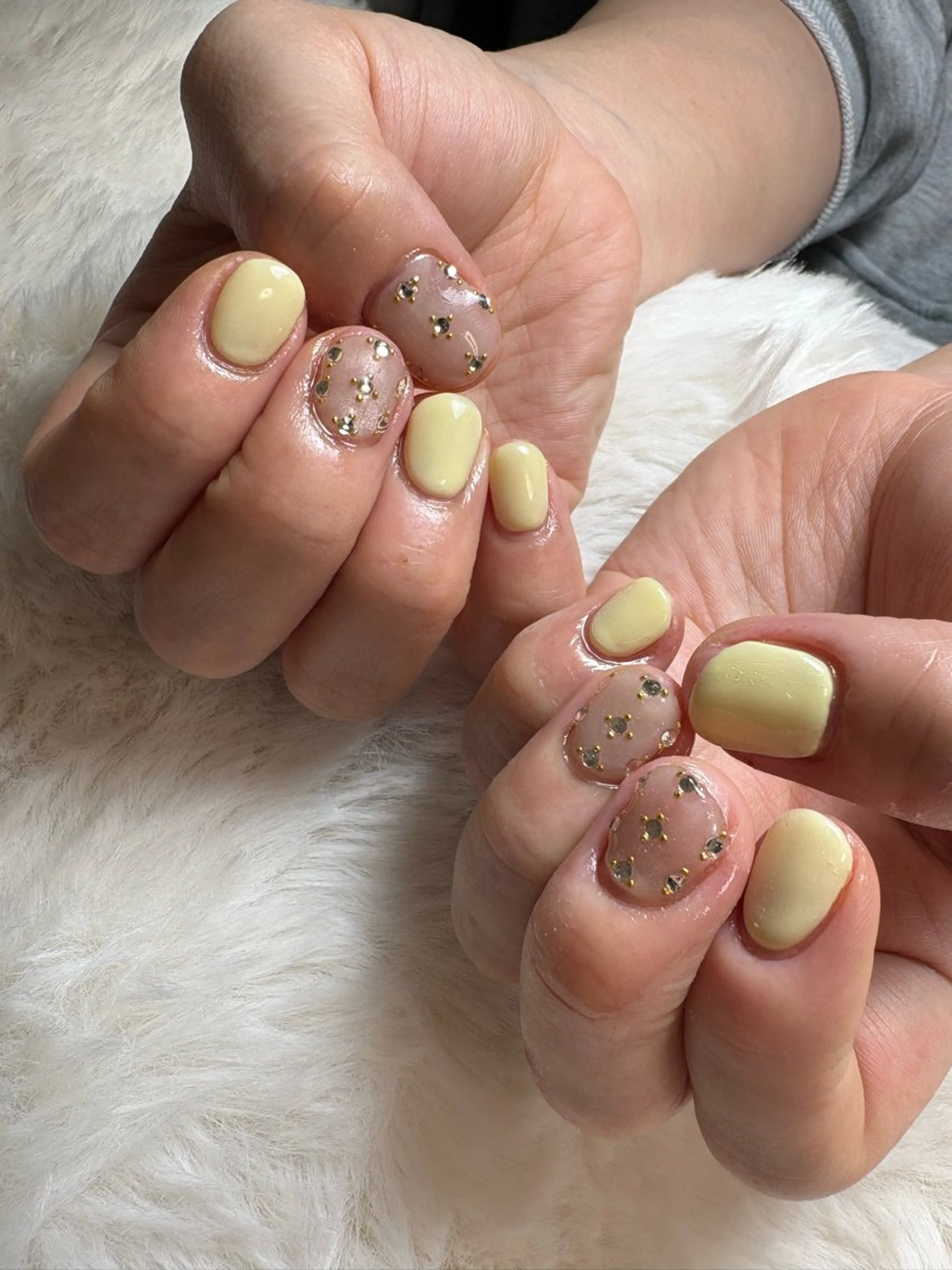 ネイル 黒須莉奈 IRYのネイルデザイン